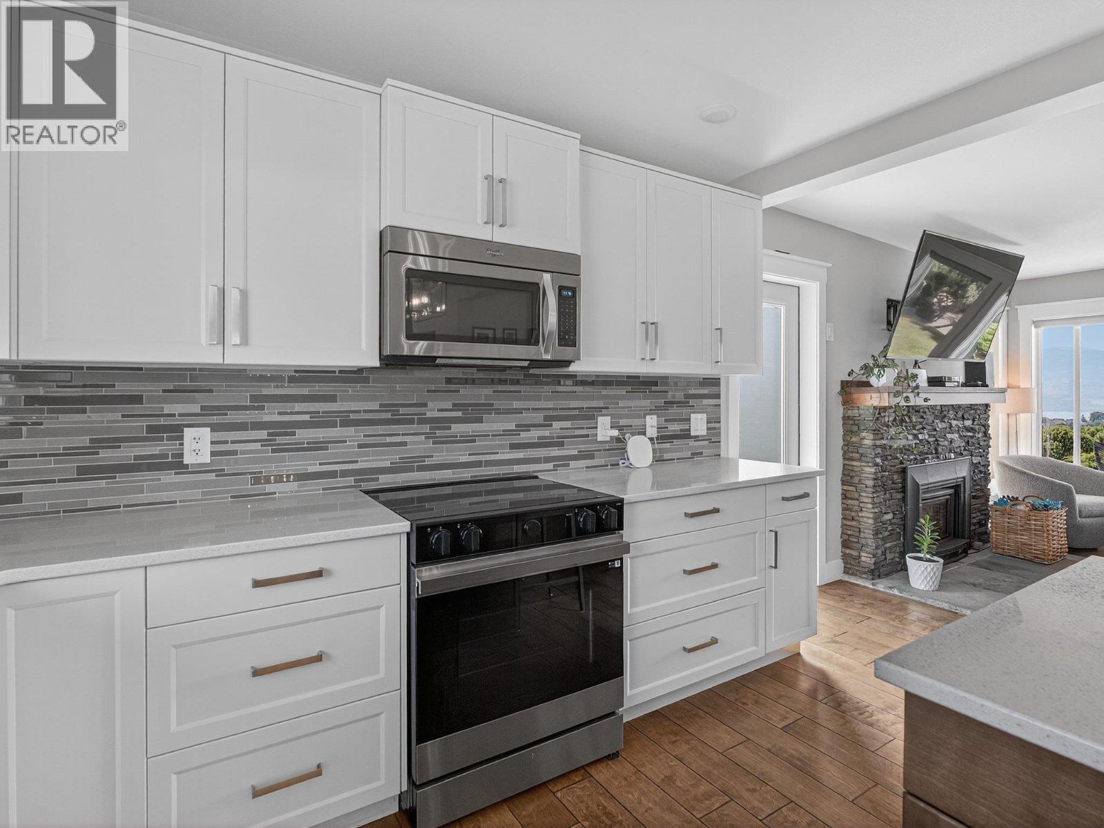 2715 Boucherie Road, West Kelowna, British Columbia  V1Z 2G3 - Photo 14 - 10381261