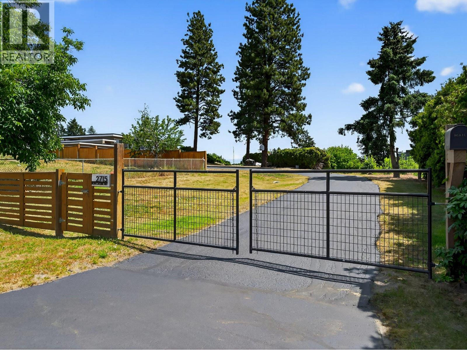 2715 Boucherie Road, West Kelowna, British Columbia  V1Z 2G3 - Photo 63 - 10381261