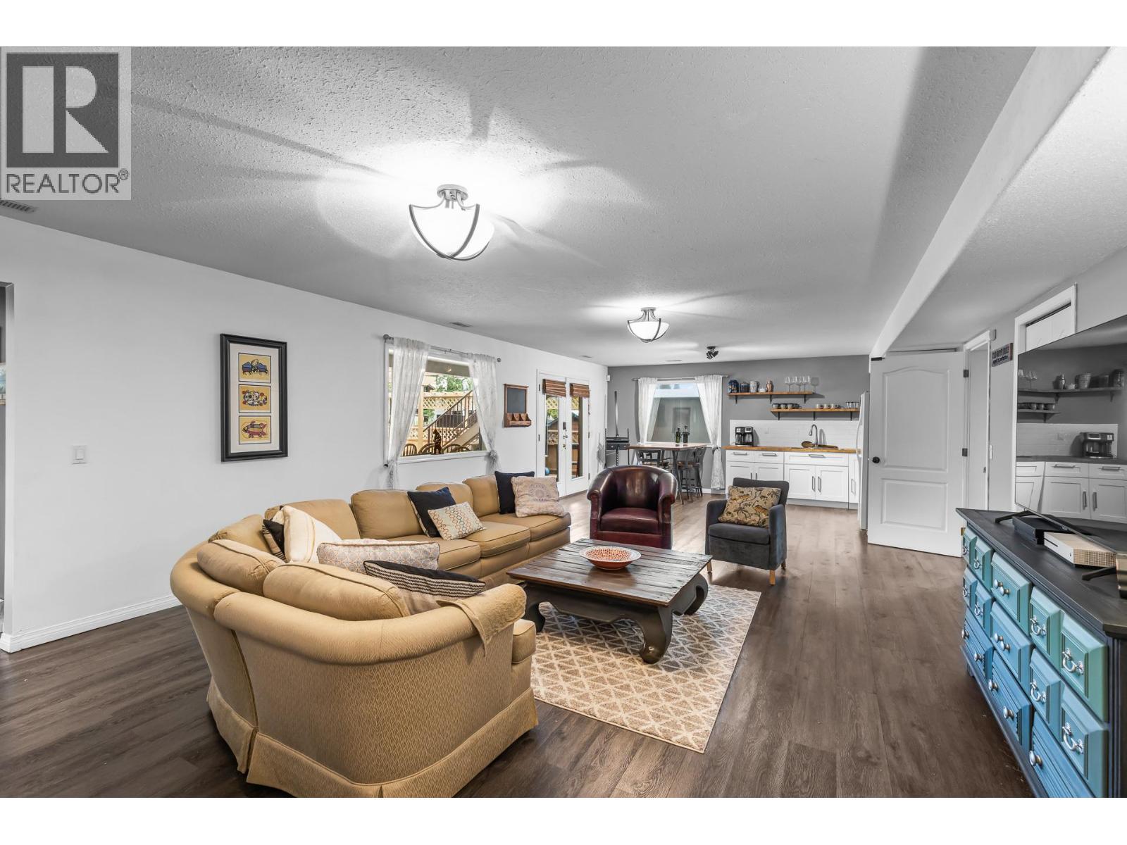 145 Magic Drive, Kelowna, British Columbia  V1V 1N2 - Photo 11 - 10381447