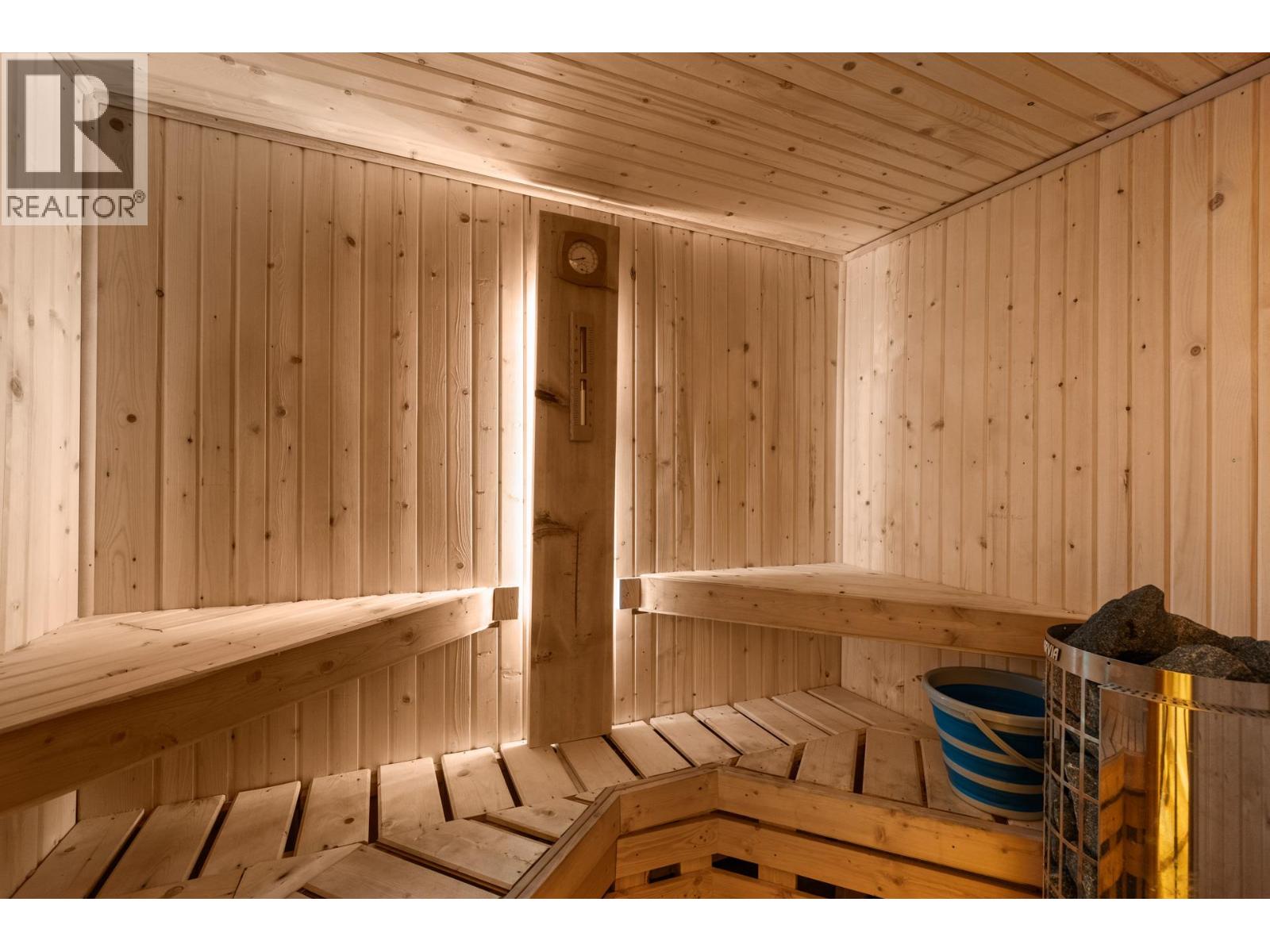 145 Magic Drive, Kelowna, British Columbia  V1V 1N2 - Photo 23 - 10381447