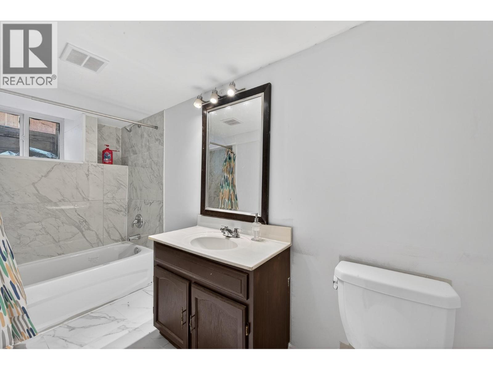 934 Westminster Avenue, Kamloops, British Columbia  V2B 1P1 - Photo 15 - 10381229