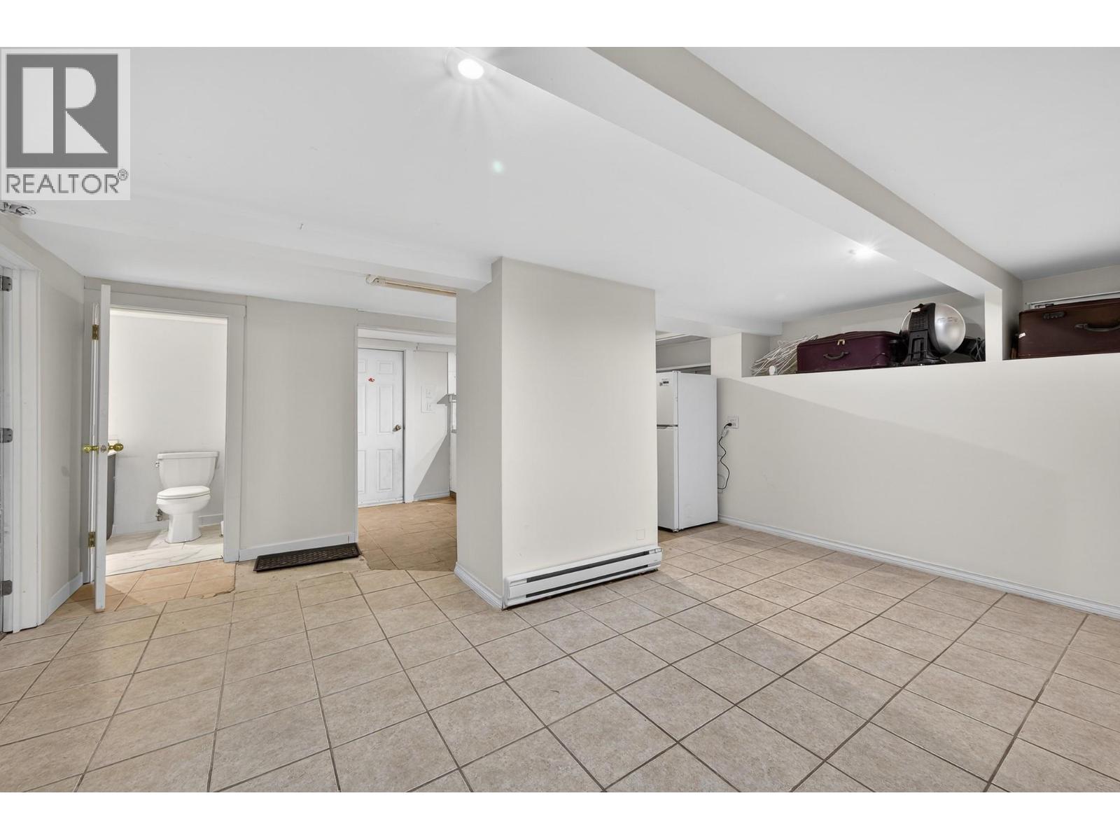 934 Westminster Avenue, Kamloops, British Columbia  V2B 1P1 - Photo 16 - 10381229