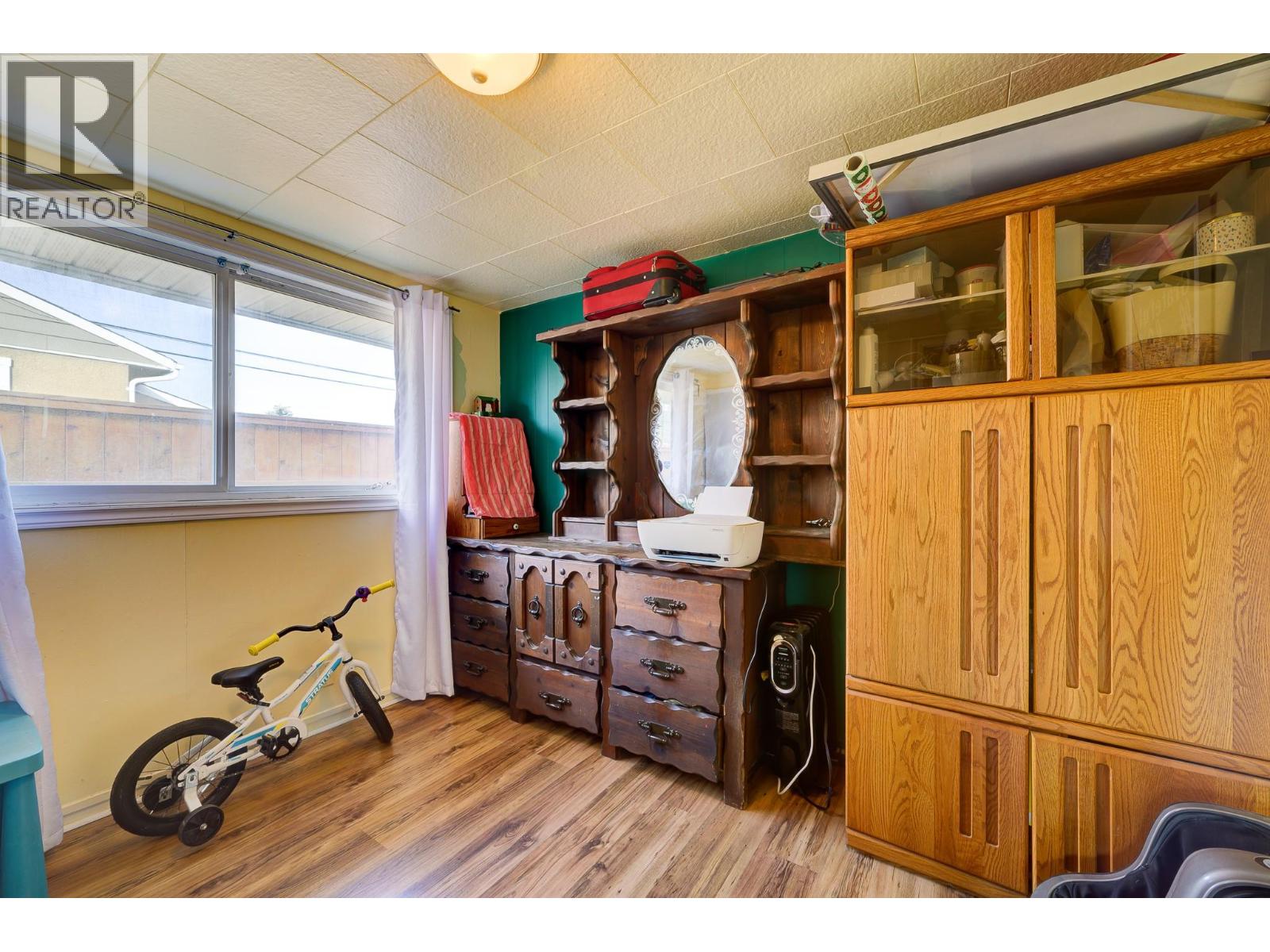 934 Westminster Avenue, Kamloops, British Columbia  V2B 1P1 - Photo 8 - 10381229