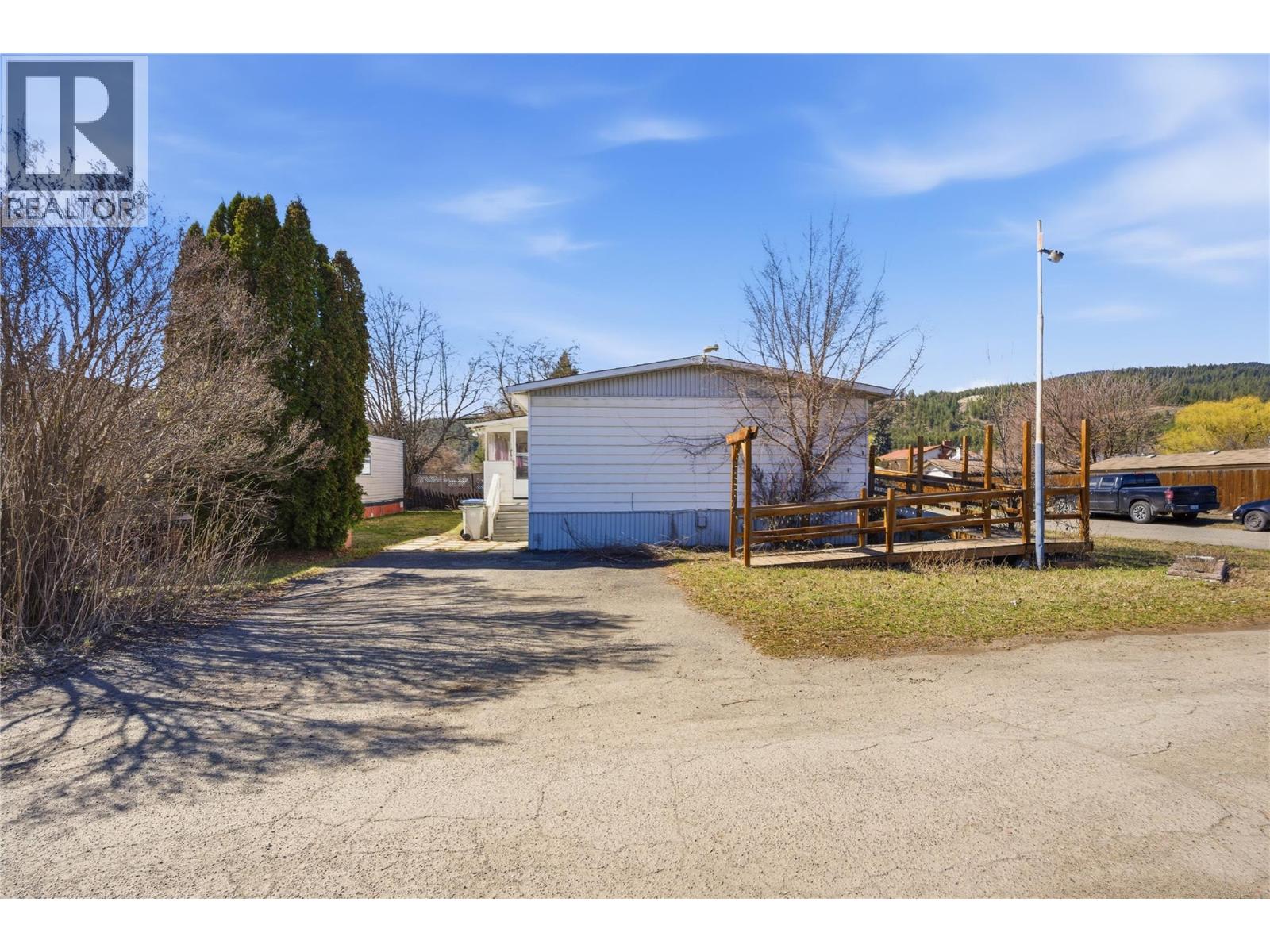 159 Zirnhelt Road Unit# 26, Kamloops, British Columbia  V2H 0B3 - Photo 2 - 10380888