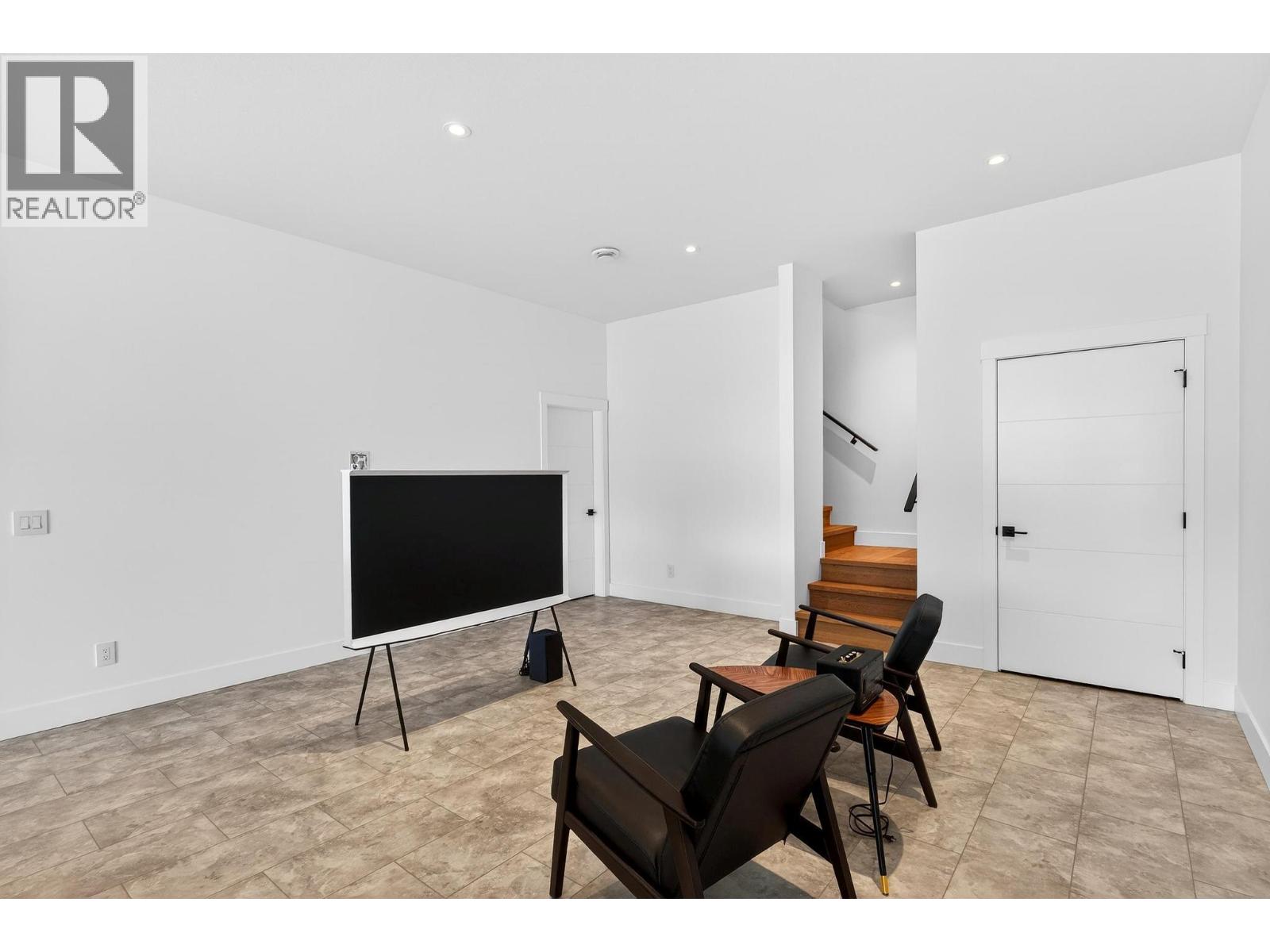 9201 Okanagan Centre Road W Unit# 2, Lake Country, British Columbia  V4V 0B8 - Photo 54 - 10380408