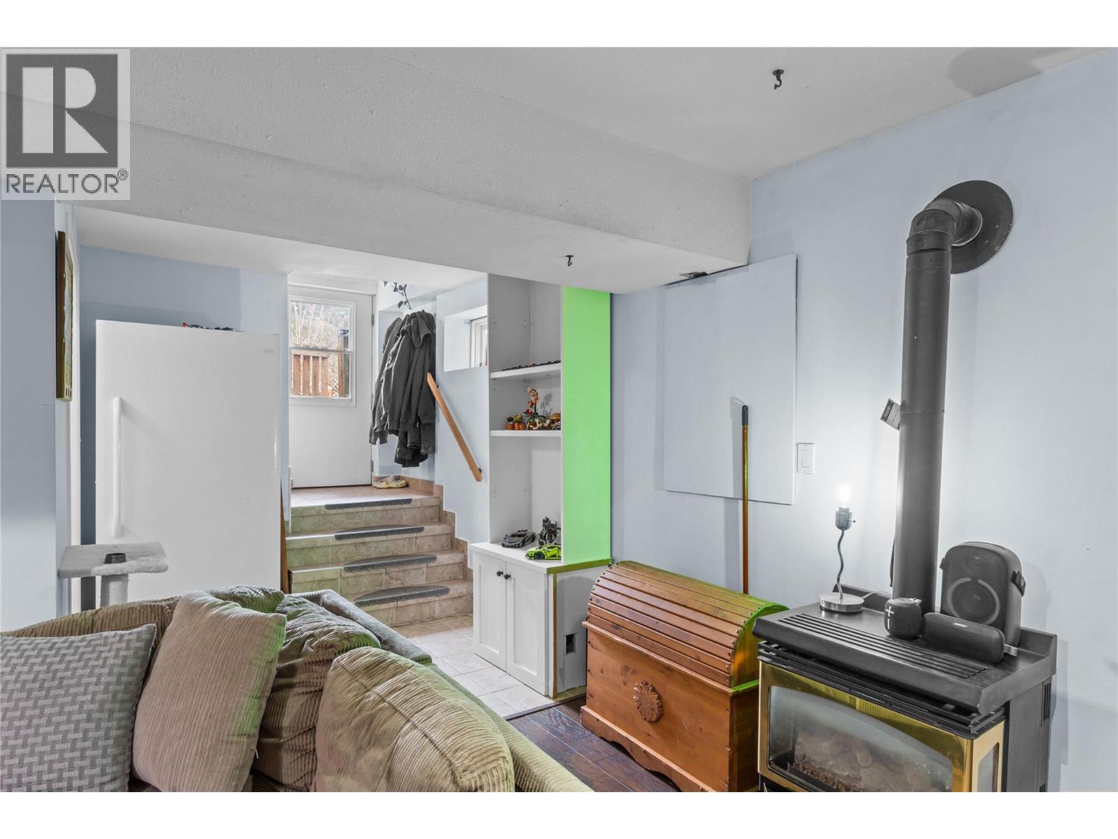 2536 Tupela Drive, Kamloops, British Columbia  V2B 6V6 - Photo 13 - 10381323