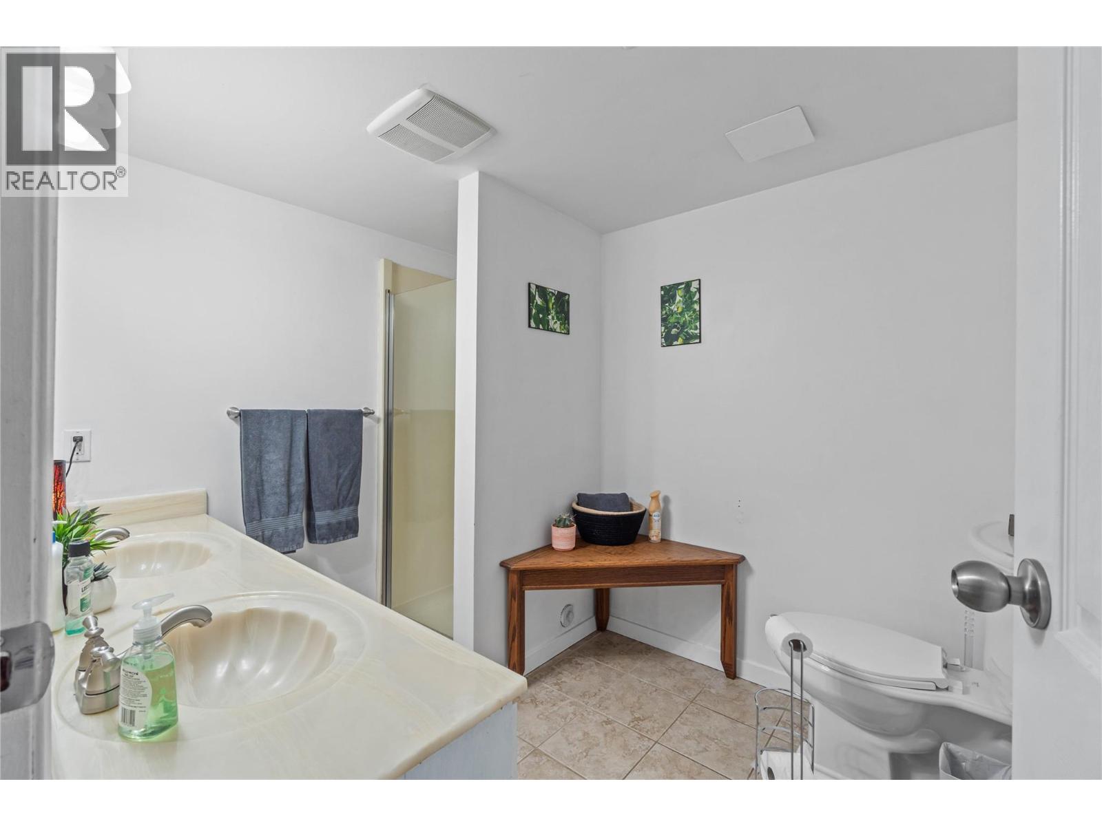 2536 Tupela Drive, Kamloops, British Columbia  V2B 6V6 - Photo 16 - 10381323