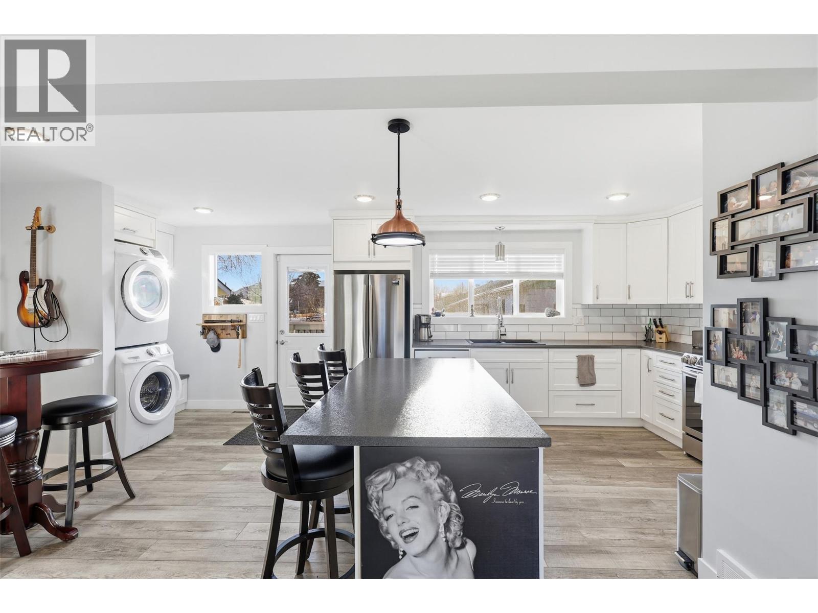 146 Aspen Street, Kamloops, British Columbia  V2B 1K2 - Photo 8 - 10381485