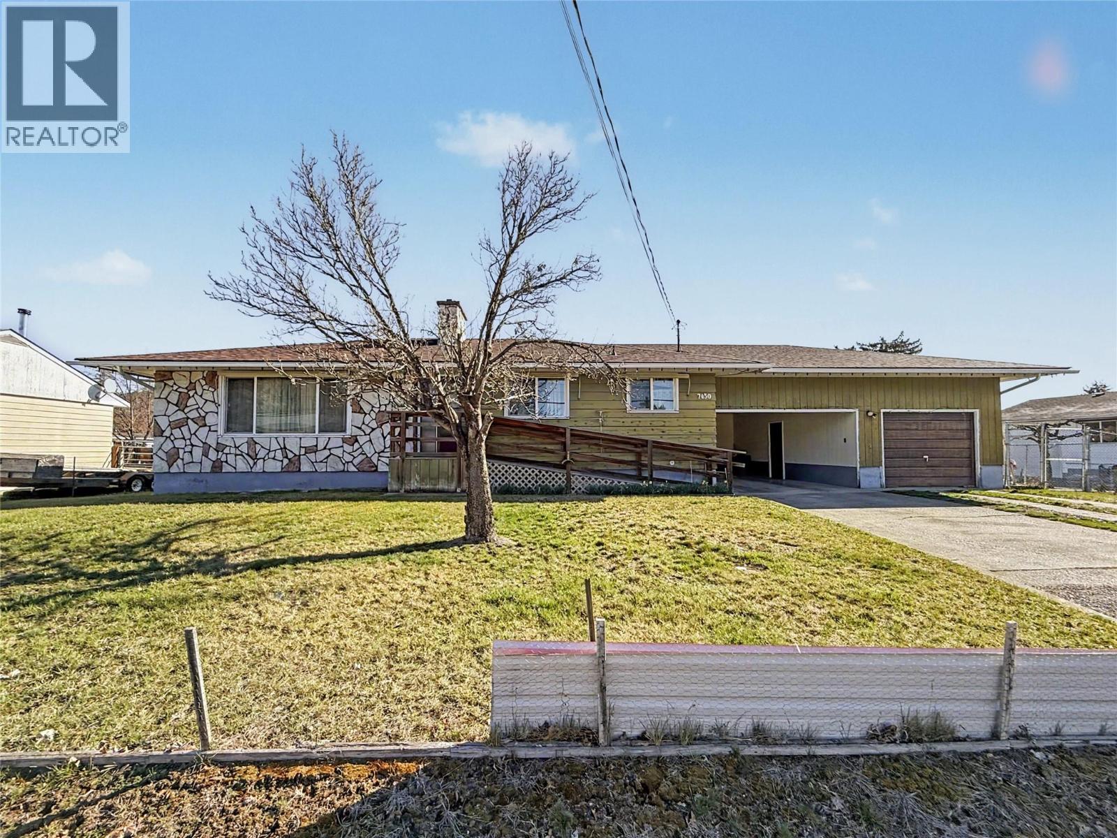 7430 22nd Street, Grand Forks, British Columbia  V0H 1H0 - Photo 1 - 10381439