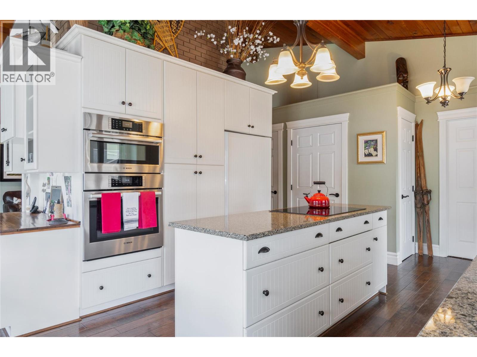 82 Montcalm Crescent, Sicamous, British Columbia  V0E 2V1 - Photo 10 - 10380968