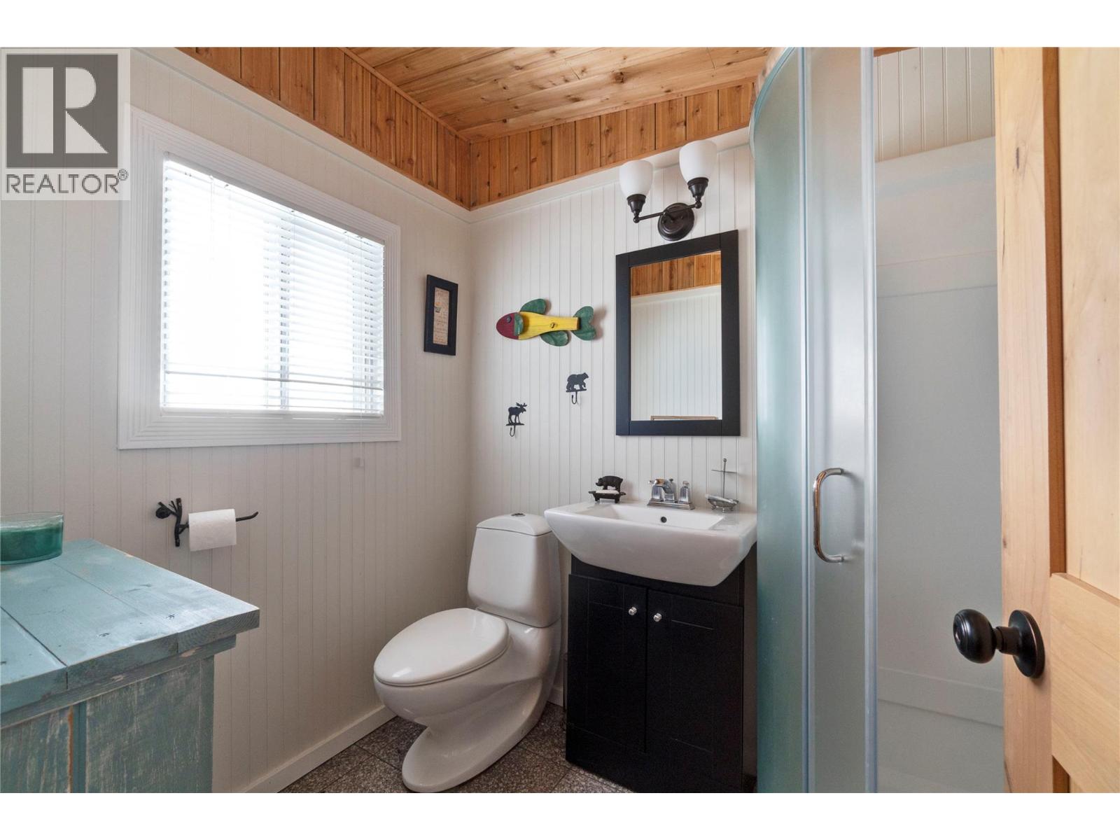 82 Montcalm Crescent, Sicamous, British Columbia  V0E 2V1 - Photo 64 - 10380968