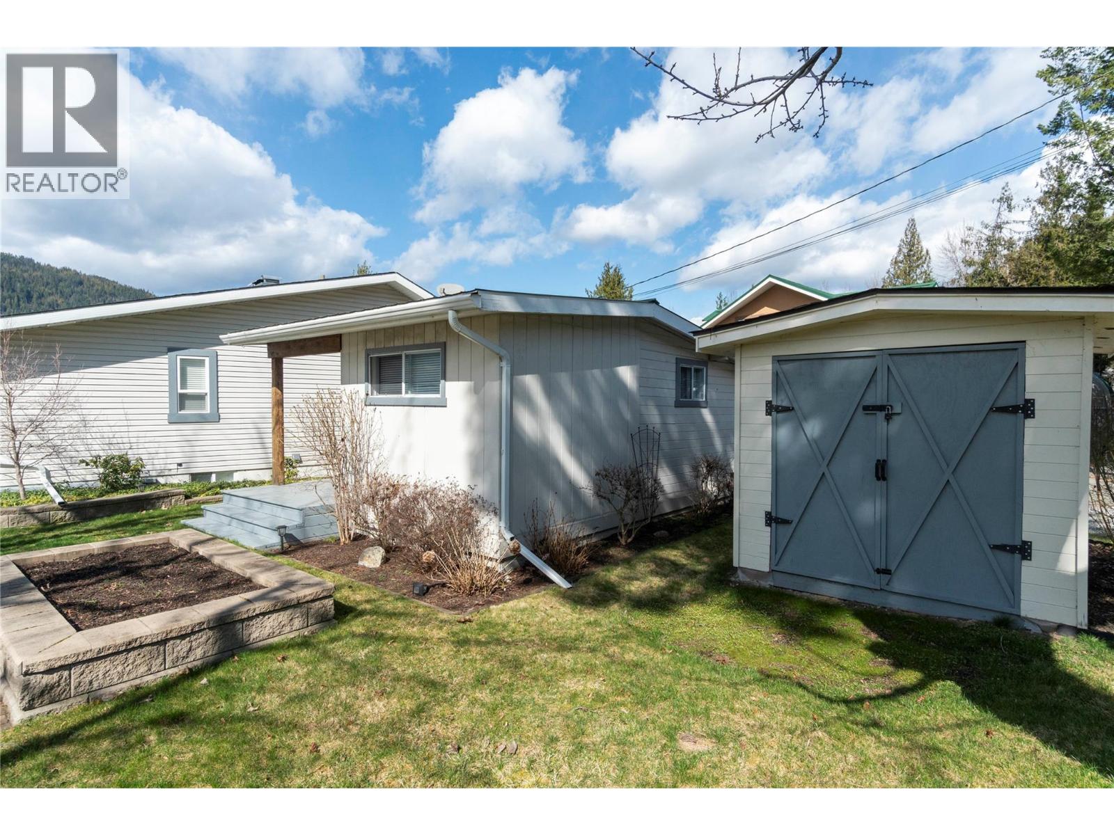 82 Montcalm Crescent, Sicamous, British Columbia  V0E 2V1 - Photo 74 - 10380968