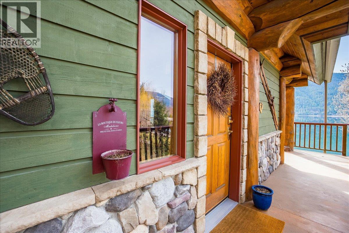 3140 3a Highway, Nelson, British Columbia  V1L 6M7 - Photo 10 - 10380915