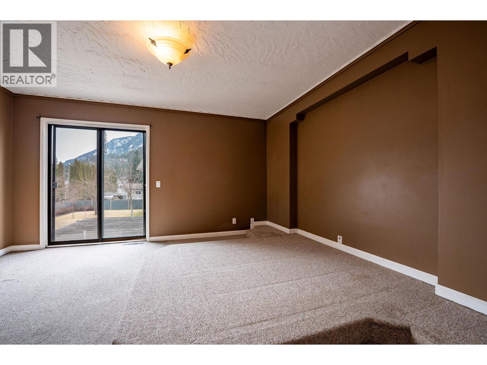 1616 Dogwood Drive, Revelstoke, British Columbia  V0E 2S1 - Photo 35 - 10381457