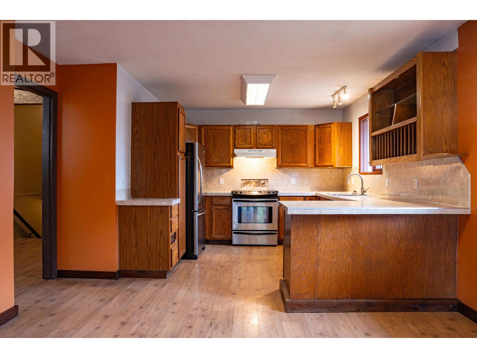 1616 Dogwood Drive, Revelstoke, British Columbia  V0E 2S1 - Photo 9 - 10381457