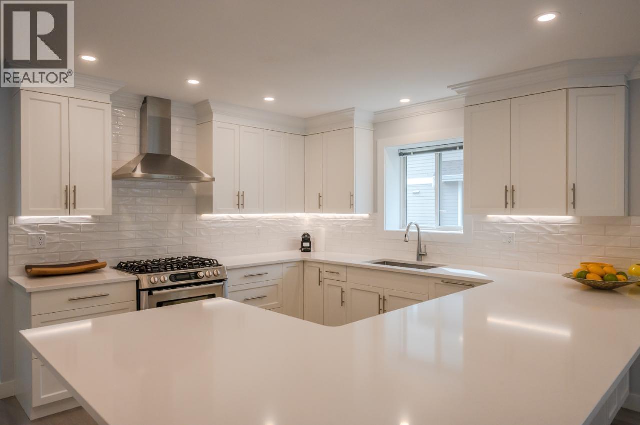 516 Hody Drive, Okanagan Falls, British Columbia  V0H 1R7 - Photo 4 - 10381489