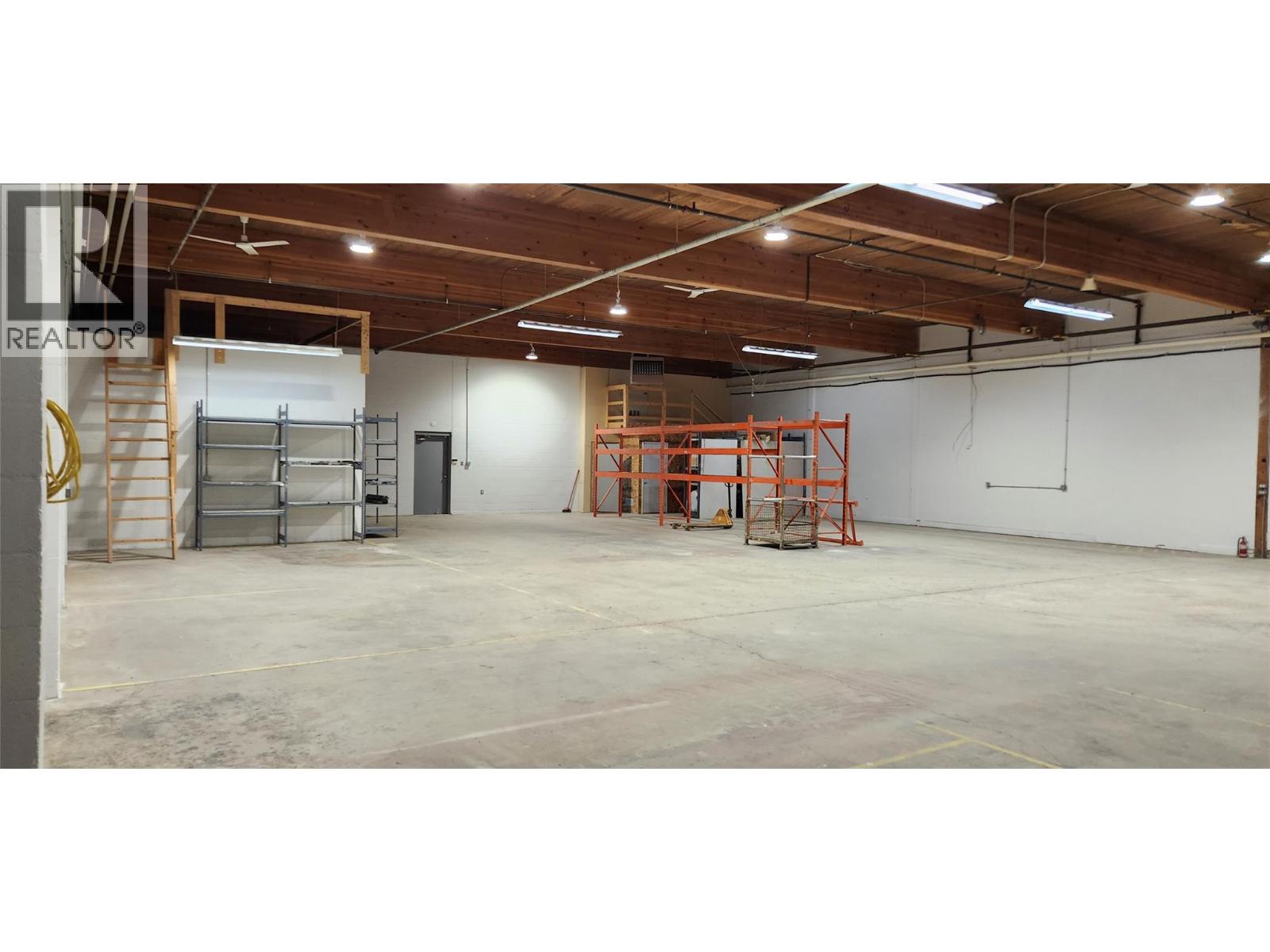 1219 Commercial Way Unit# 100, Penticton, British Columbia  V2A 3H4 - Photo 3 - 10378852