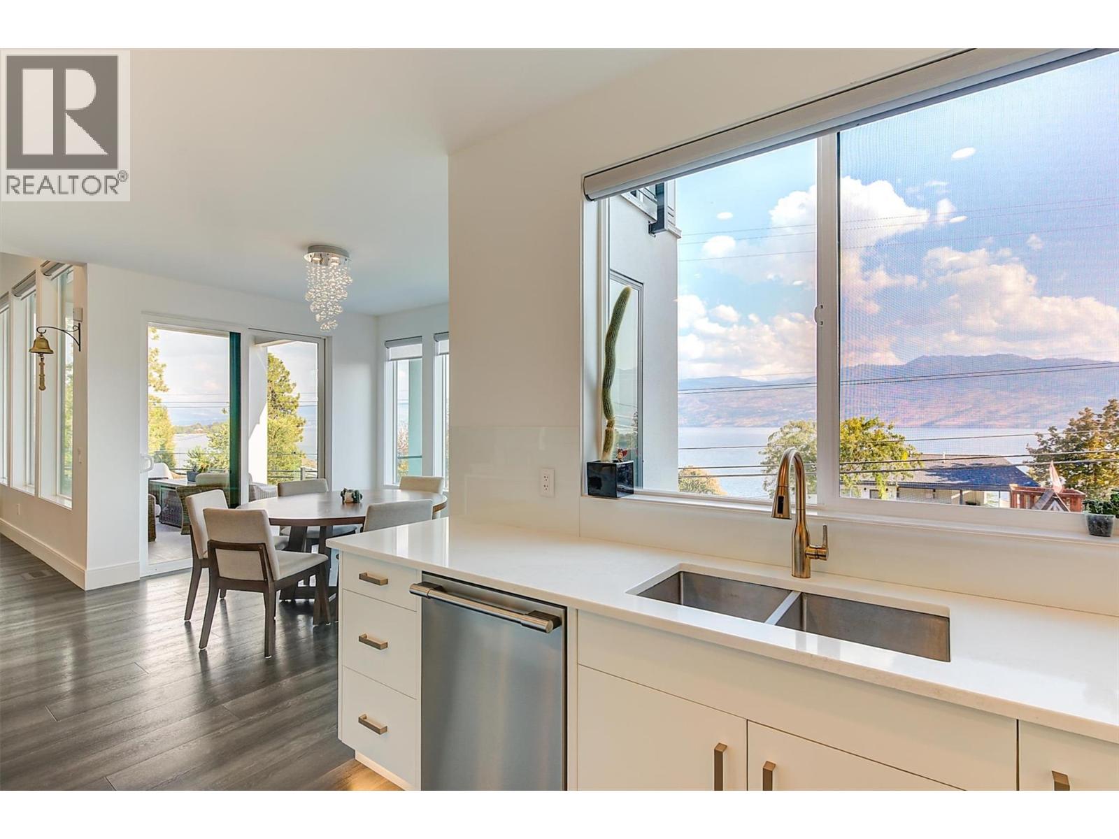 3961 Beachview Drive E, West Kelowna, British Columbia  V4T 2K1 - Photo 16 - 10381144