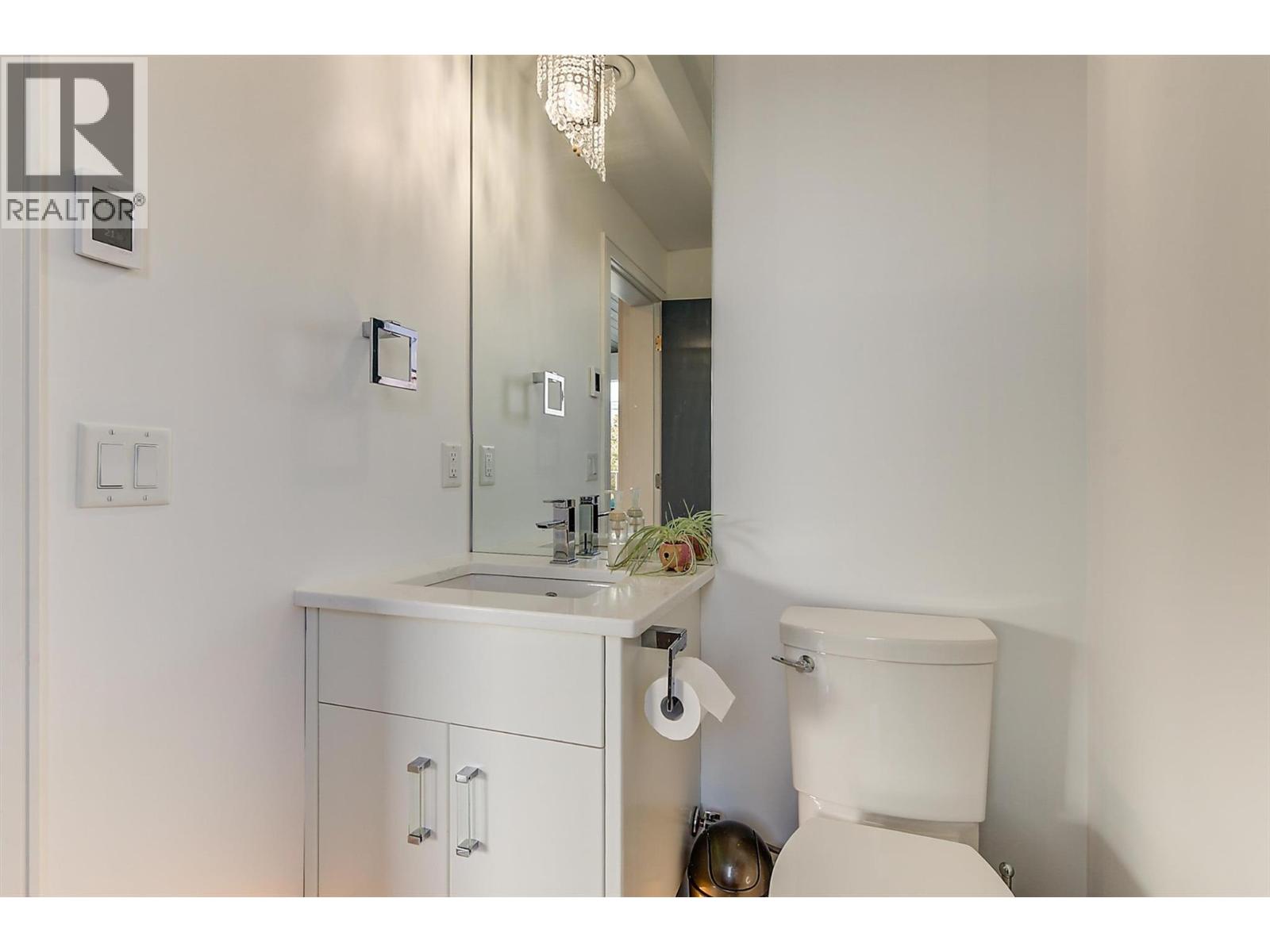 3961 Beachview Drive E, West Kelowna, British Columbia  V4T 2K1 - Photo 49 - 10381144