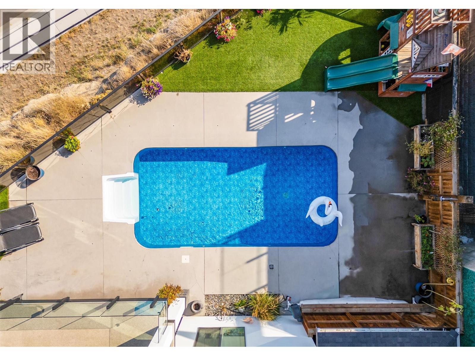 3961 Beachview Drive E, West Kelowna, British Columbia  V4T 2K1 - Photo 53 - 10381144