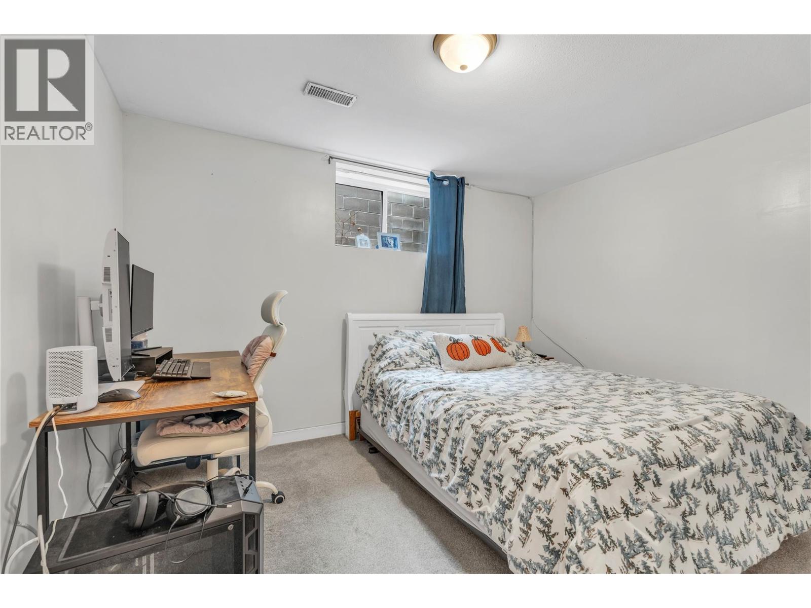 2471 Mckenzie Street, Penticton, British Columbia  V2A 6H9 - Photo 16 - 10381529