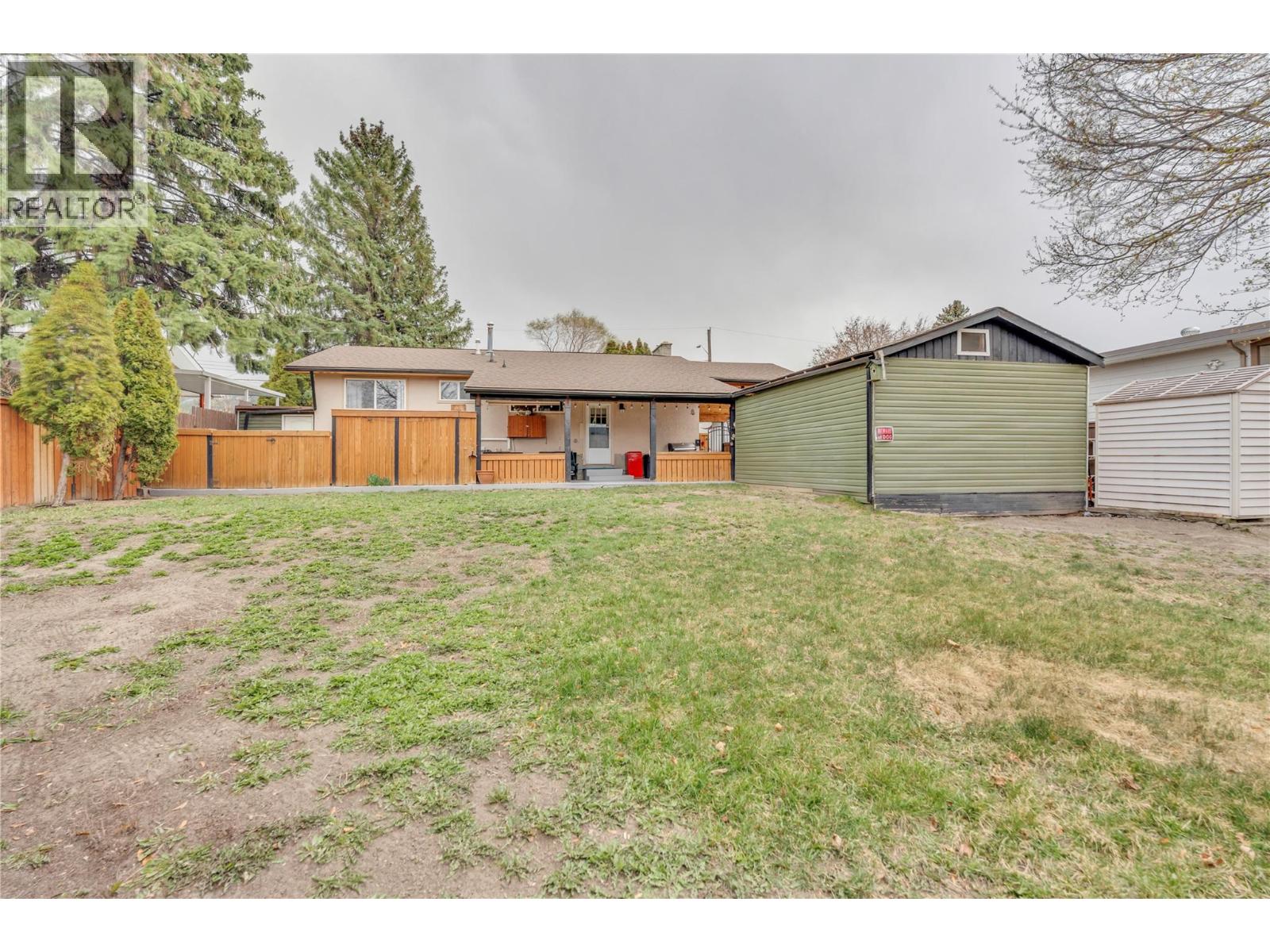 2471 Mckenzie Street, Penticton, British Columbia  V2A 6H9 - Photo 24 - 10381529