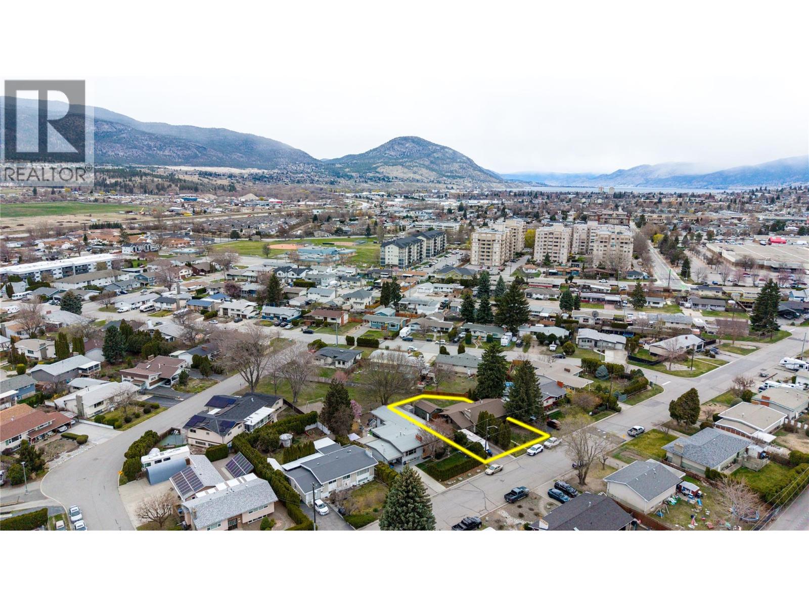2471 Mckenzie Street, Penticton, British Columbia  V2A 6H9 - Photo 30 - 10381529