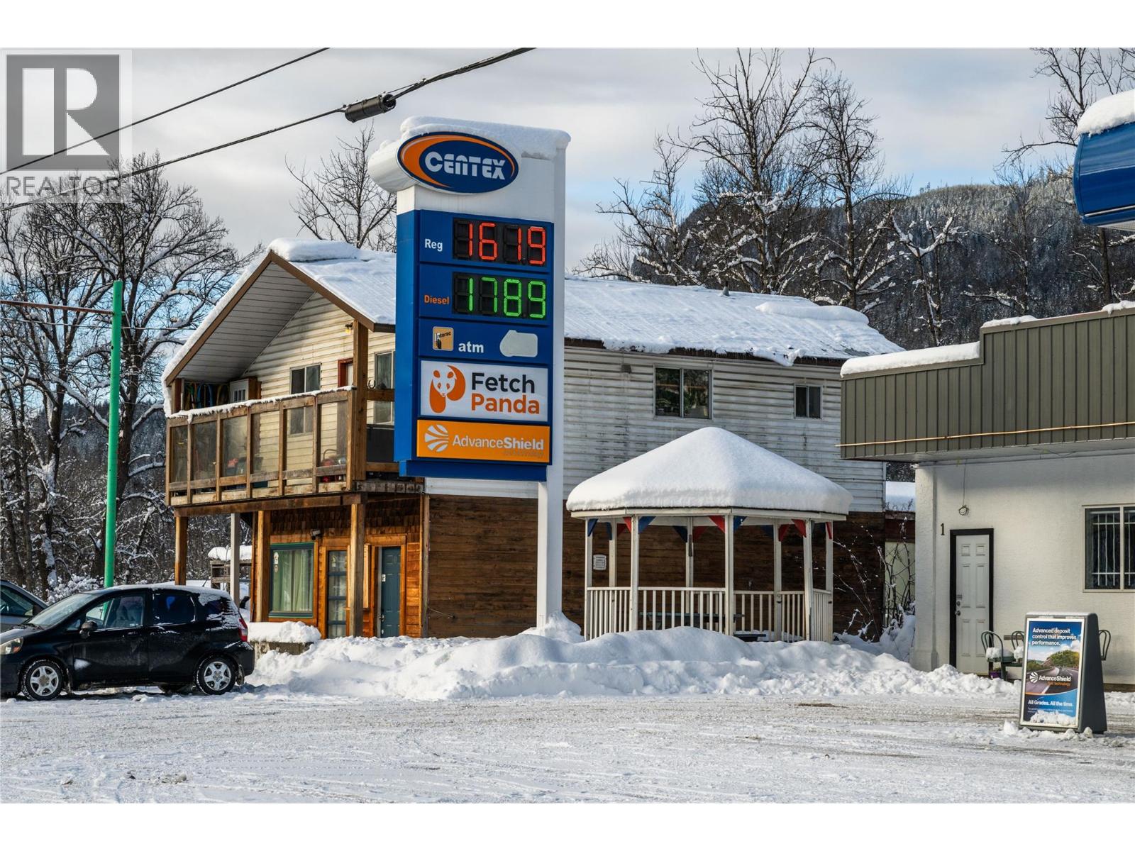 3643 Malakwa Road, Malakwa, British Columbia  V0E 2J0 - Photo 1 - 10381503