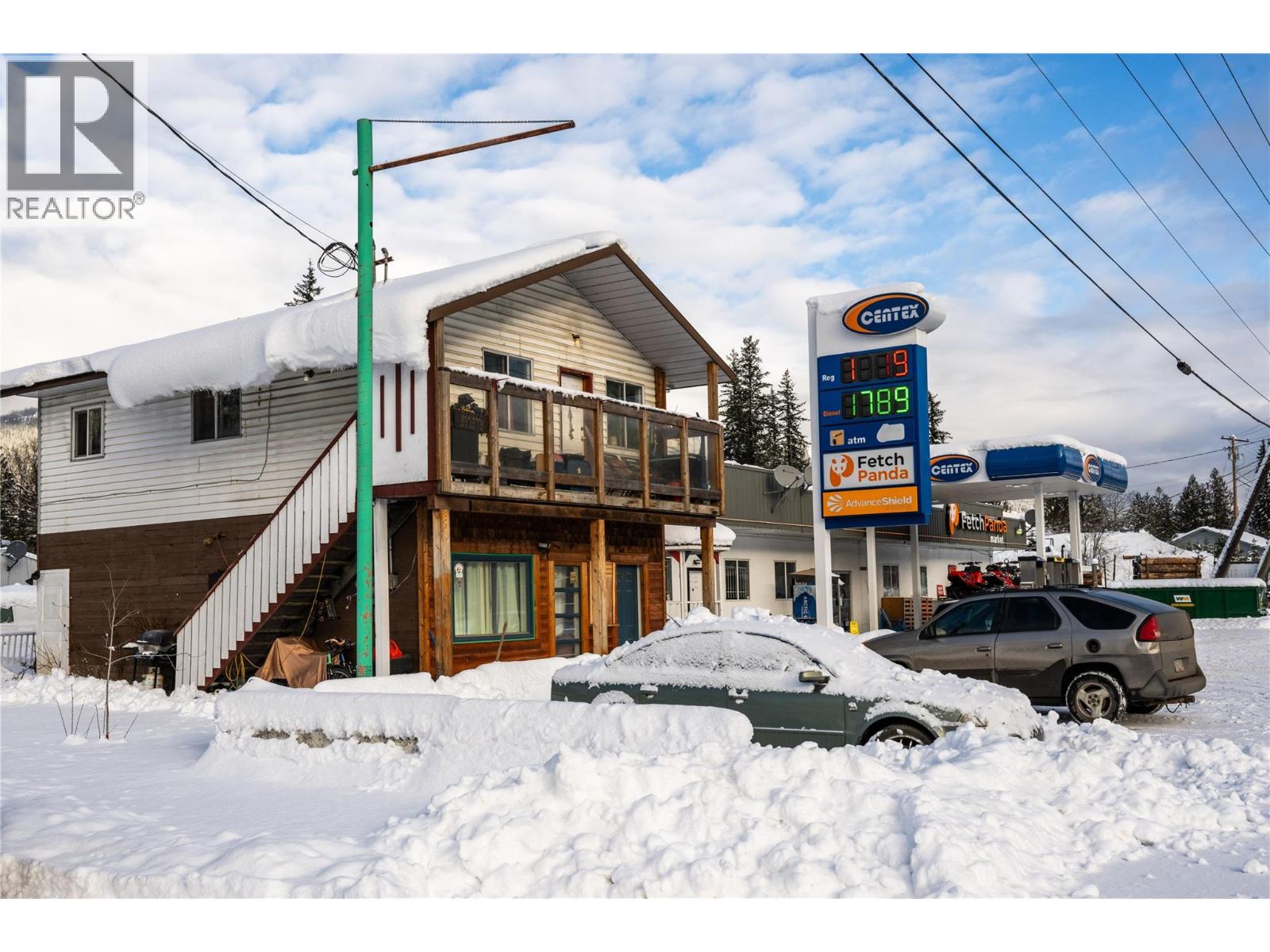 3643 Malakwa Road, Malakwa, British Columbia  V0E 2J0 - Photo 2 - 10381503