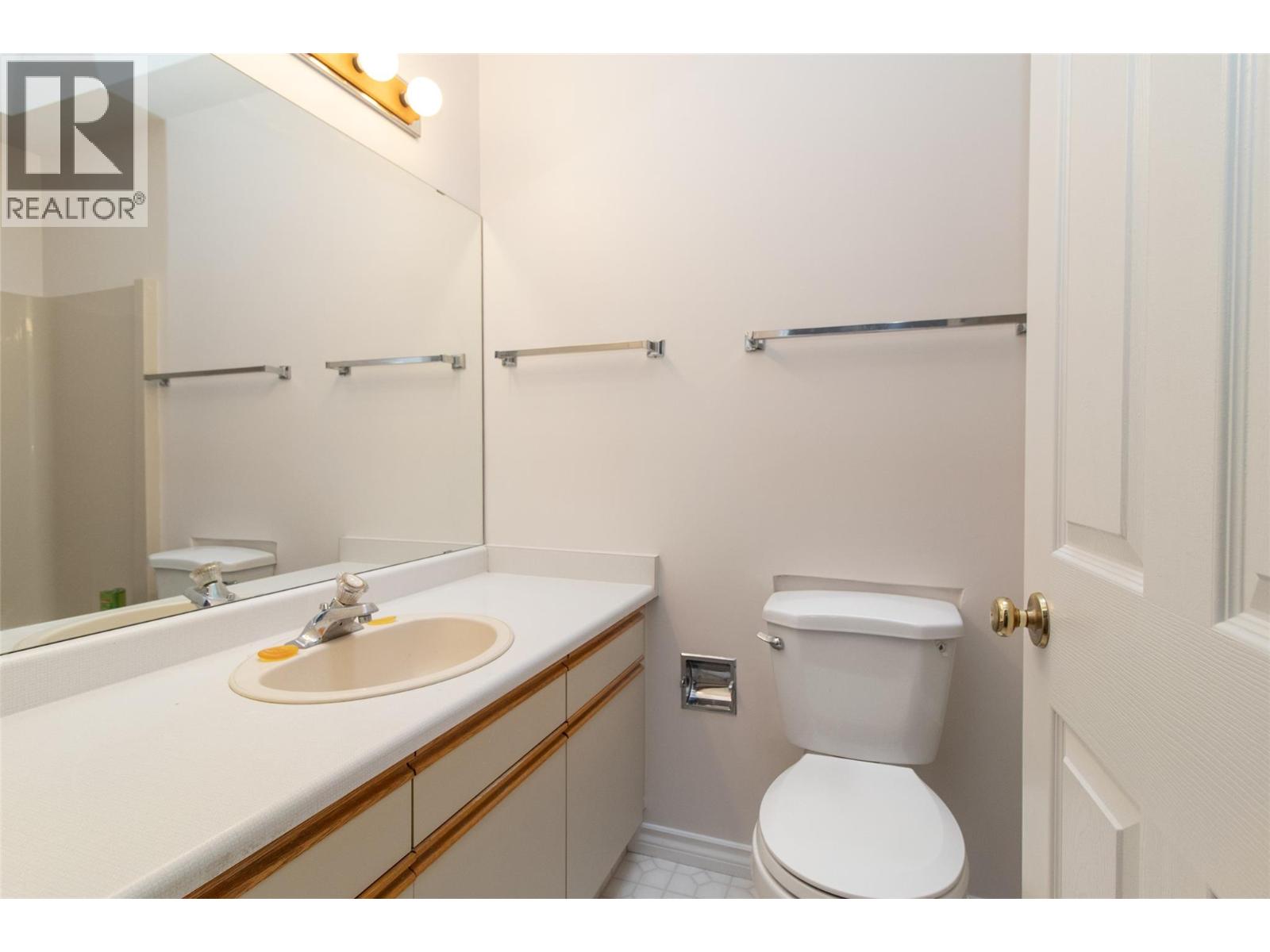 1035 Tataryn Road, Kelowna, British Columbia  V1X 1N6 - Photo 17 - 10381495