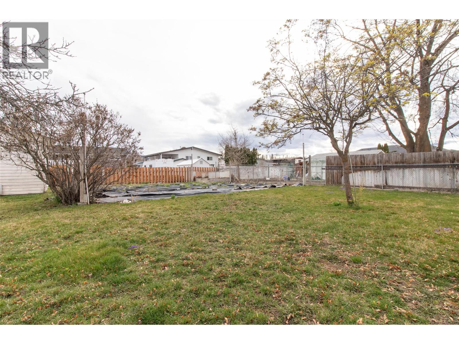 1035 Tataryn Road, Kelowna, British Columbia  V1X 1N6 - Photo 22 - 10381495