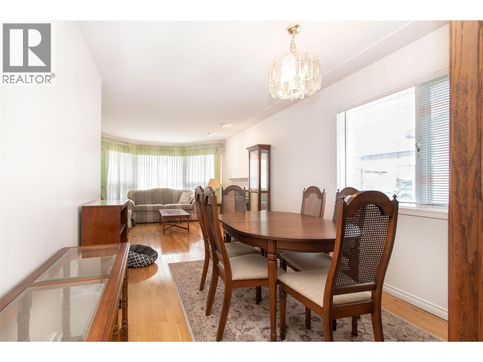 1035 Tataryn Road, Kelowna, British Columbia  V1X 1N6 - Photo 5 - 10381495