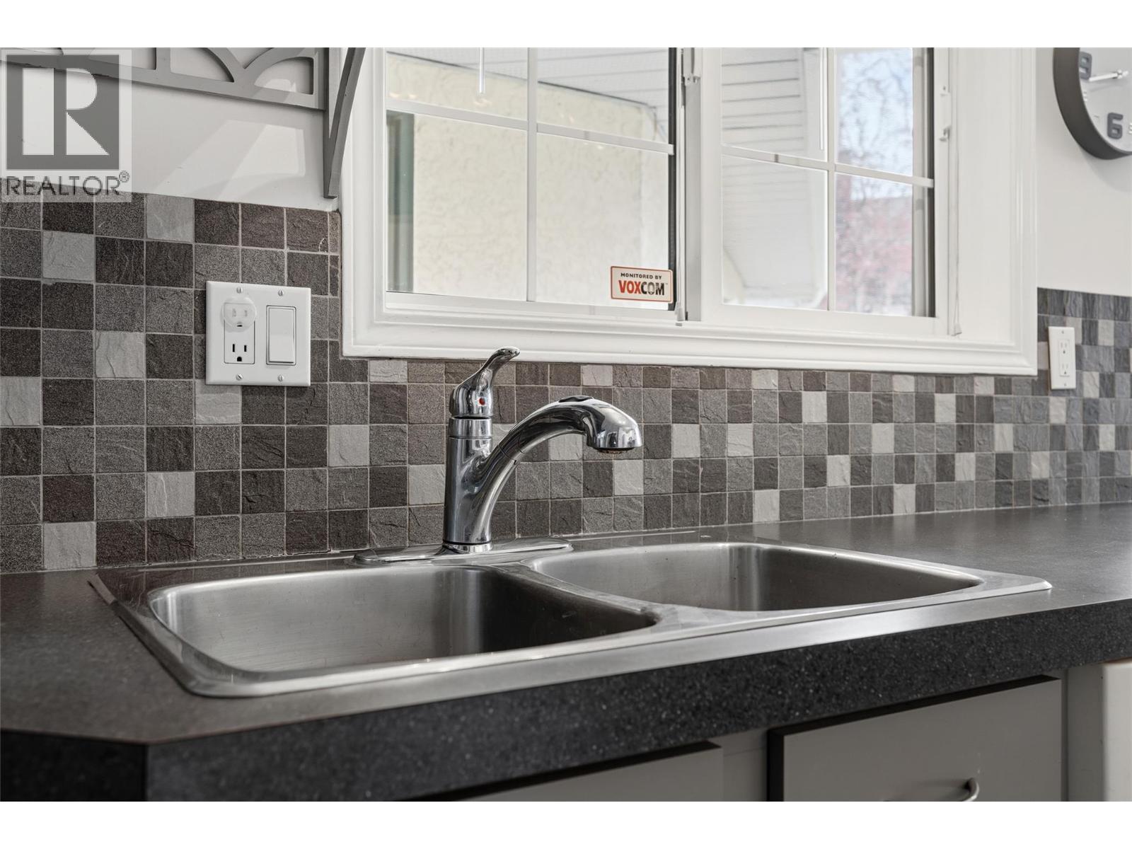 1225 Brookside Avenue Unit# 7, Kelowna, British Columbia  V1Y 5T5 - Photo 9 - 10381484