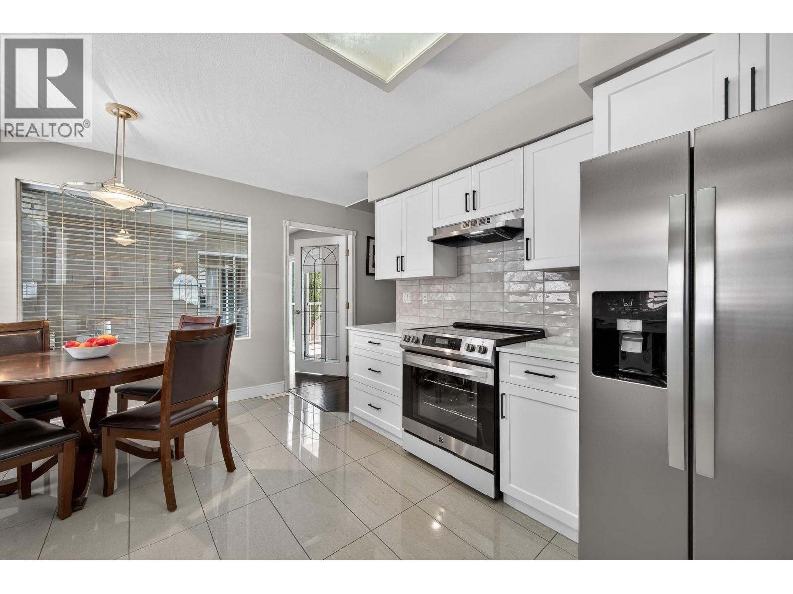 1057 Lincoln Court, Kamloops, British Columbia  V2B 8L5 - Photo 11 - 10381456