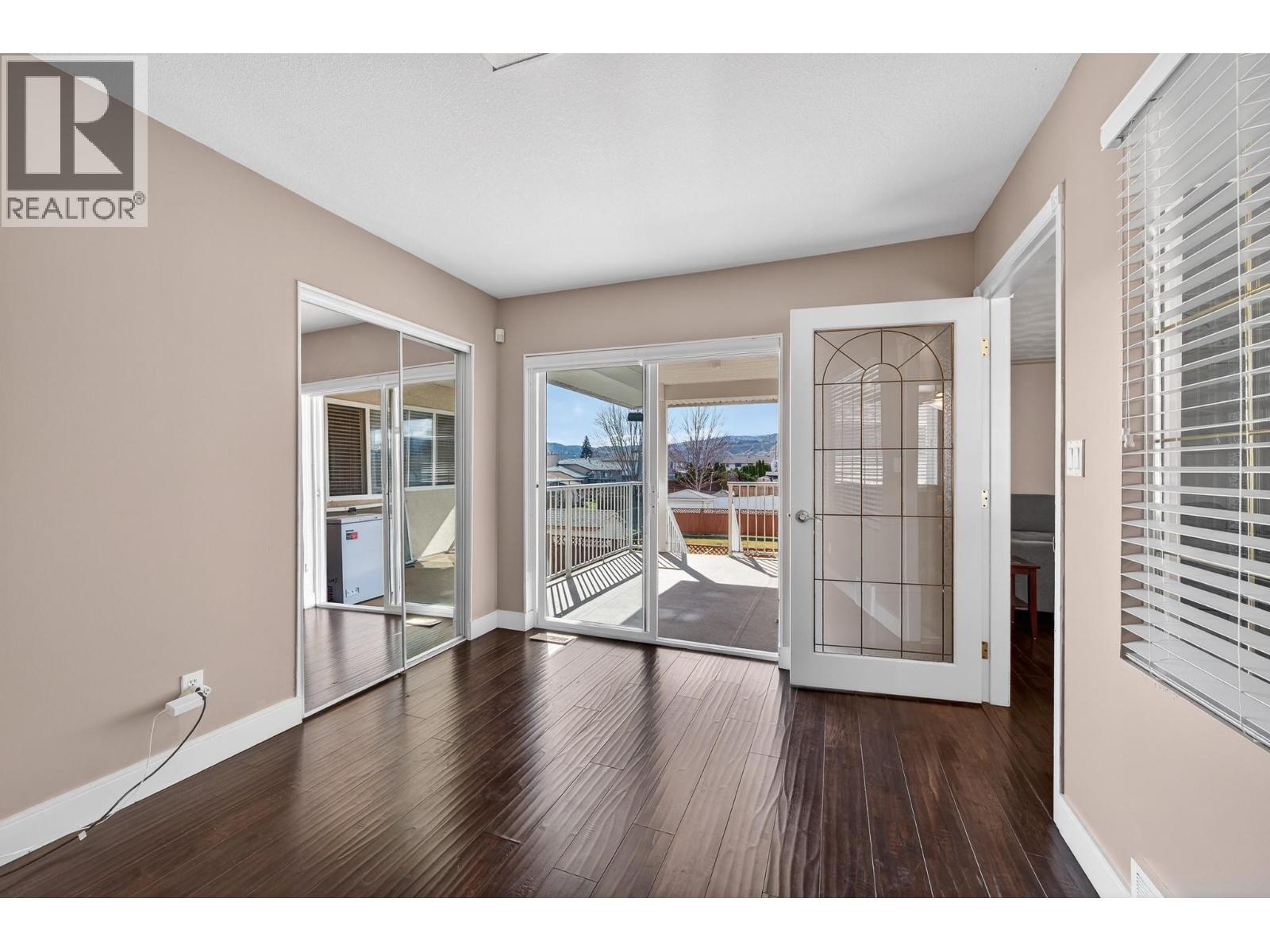 1057 Lincoln Court, Kamloops, British Columbia  V2B 8L5 - Photo 15 - 10381456