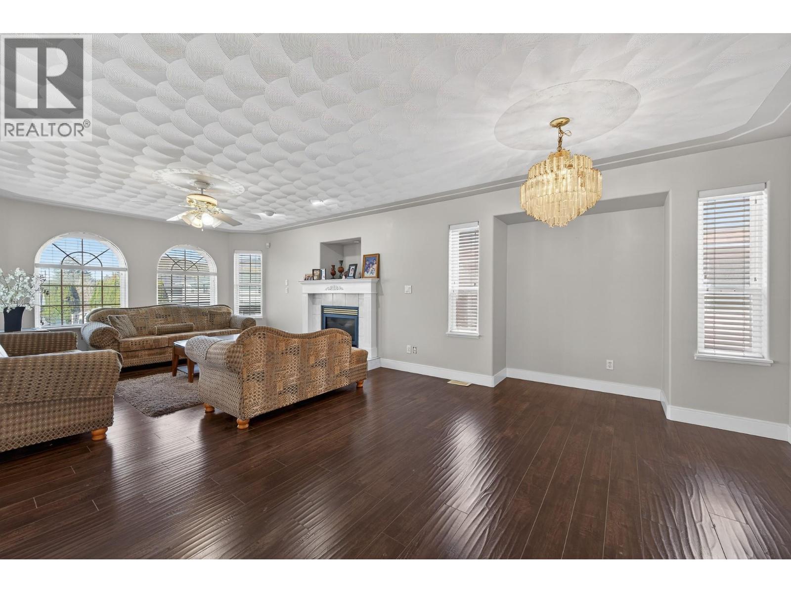 1057 Lincoln Court, Kamloops, British Columbia  V2B 8L5 - Photo 7 - 10381456