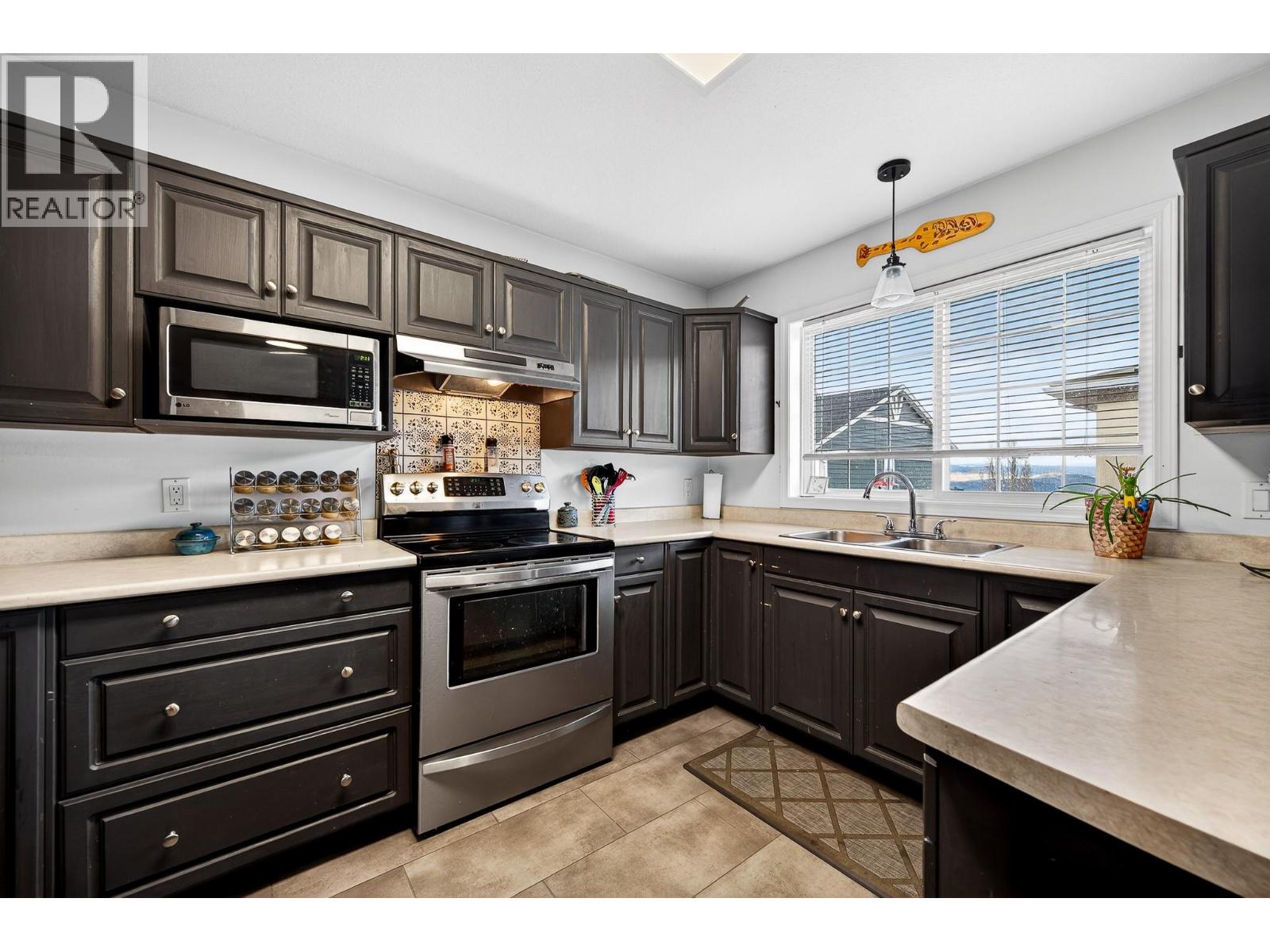 726 Dunrobin Drive Unit# 1, Kamloops, British Columbia  V1S 1X3 - Photo 8 - 10381400