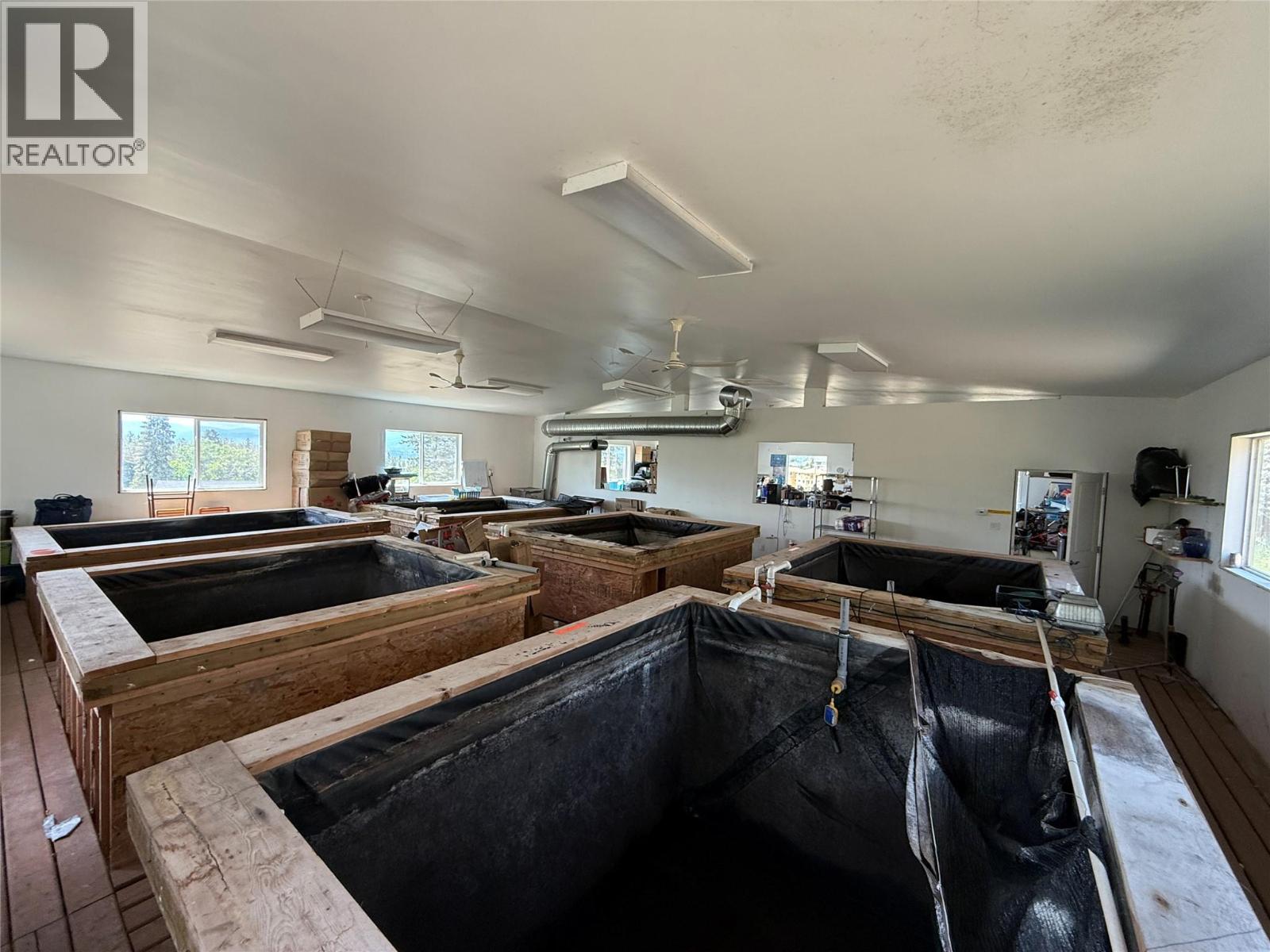 1605 Garner Road, Kelowna, British Columbia  V1P 1E5 - Photo 4 - 10380540