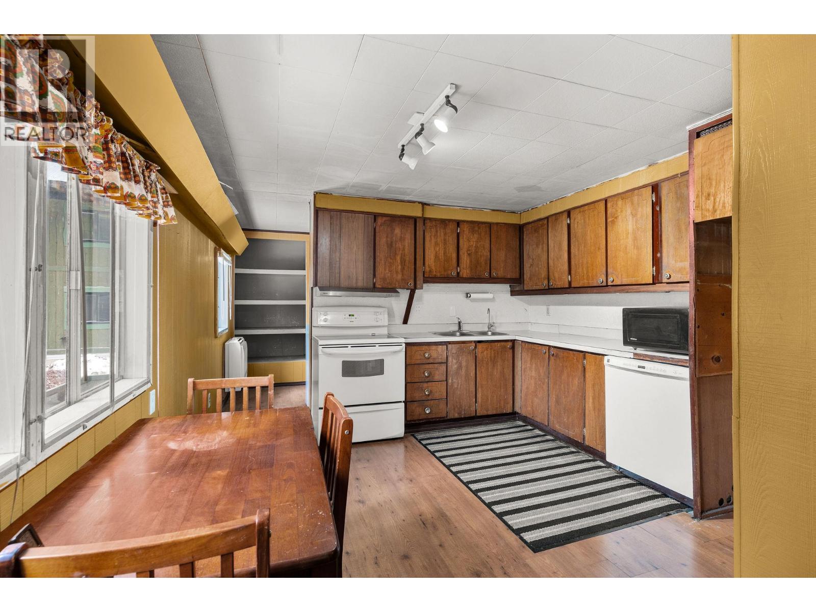 3463 Catherwood Road, Revelstoke, British Columbia  V0E 2S1 - Photo 22 - 10379175