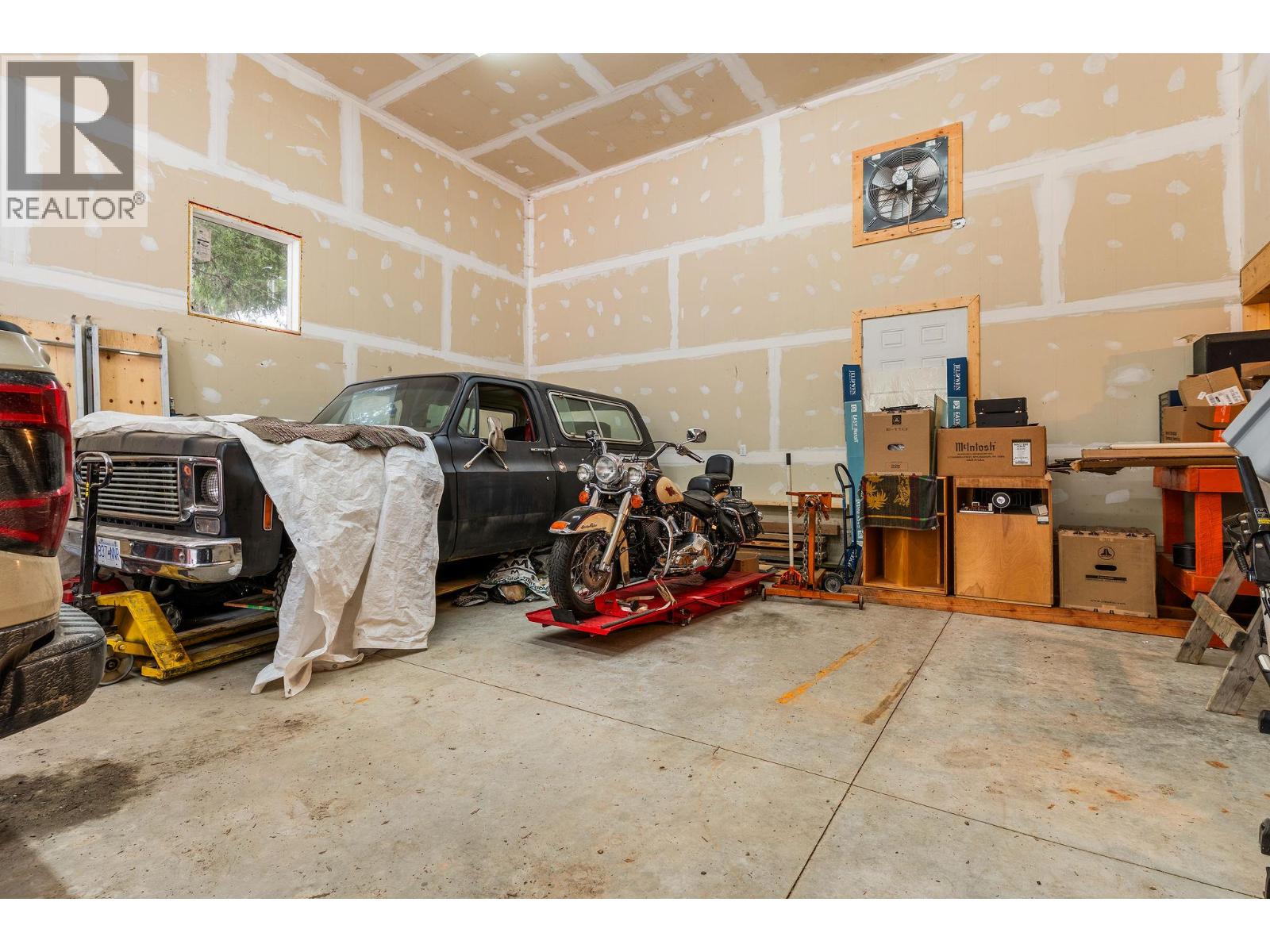 3463 Catherwood Road, Revelstoke, British Columbia  V0E 2S1 - Photo 35 - 10379175