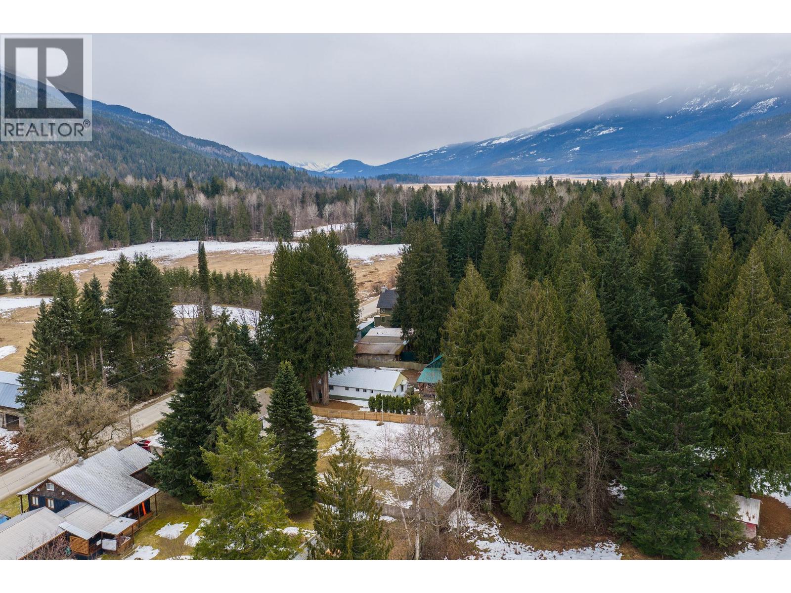 3463 Catherwood Road, Revelstoke, British Columbia  V0E 2S1 - Photo 50 - 10379175
