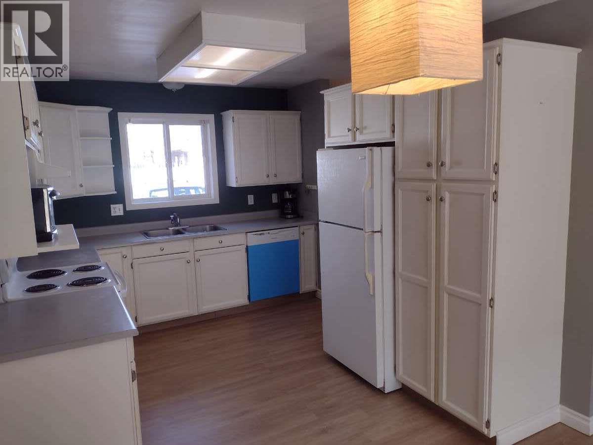 940 Oakville Street Unit# 102, Penticton, British Columbia  V2A 8J6 - Photo 5 - 10381508