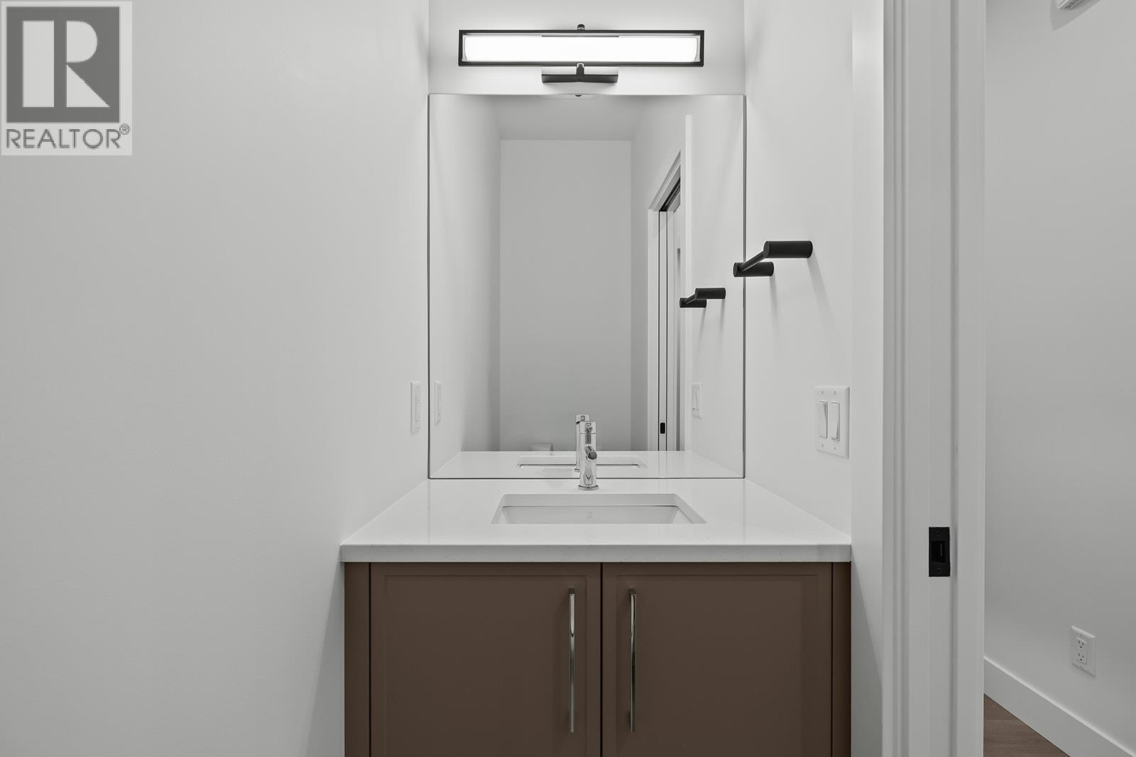 365 Arrowleaf Rise, Coldstream, British Columbia  V1B 0B5 - Photo 12 - 10381128