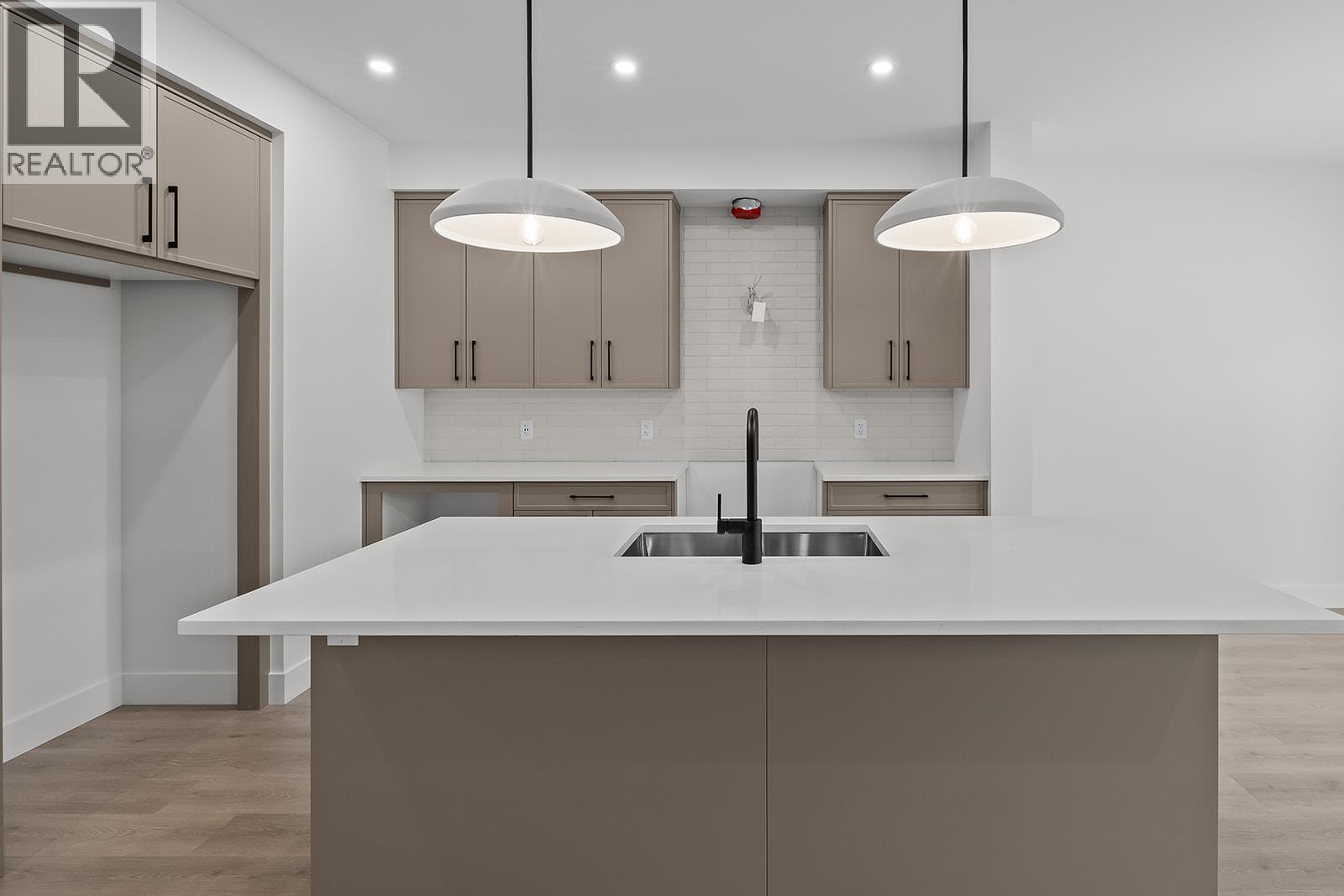 365 Arrowleaf Rise, Coldstream, British Columbia  V1B 0B5 - Photo 14 - 10381128