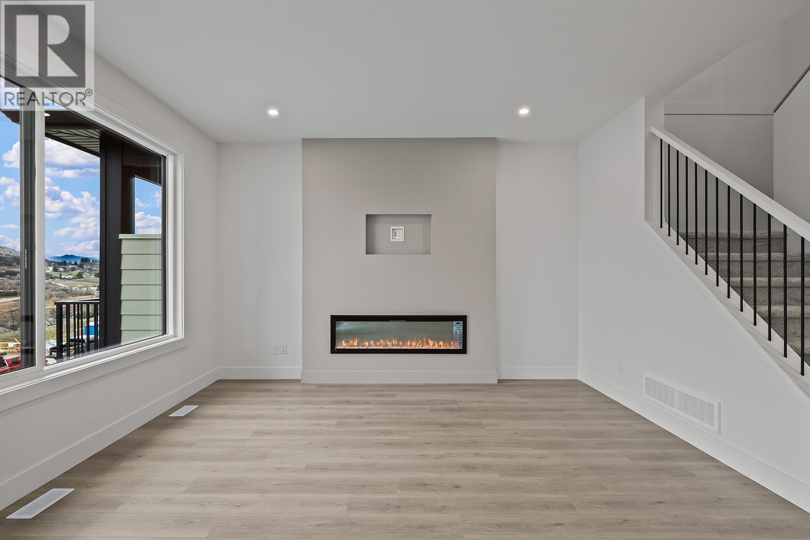 365 Arrowleaf Rise, Coldstream, British Columbia  V1B 0B5 - Photo 21 - 10381128