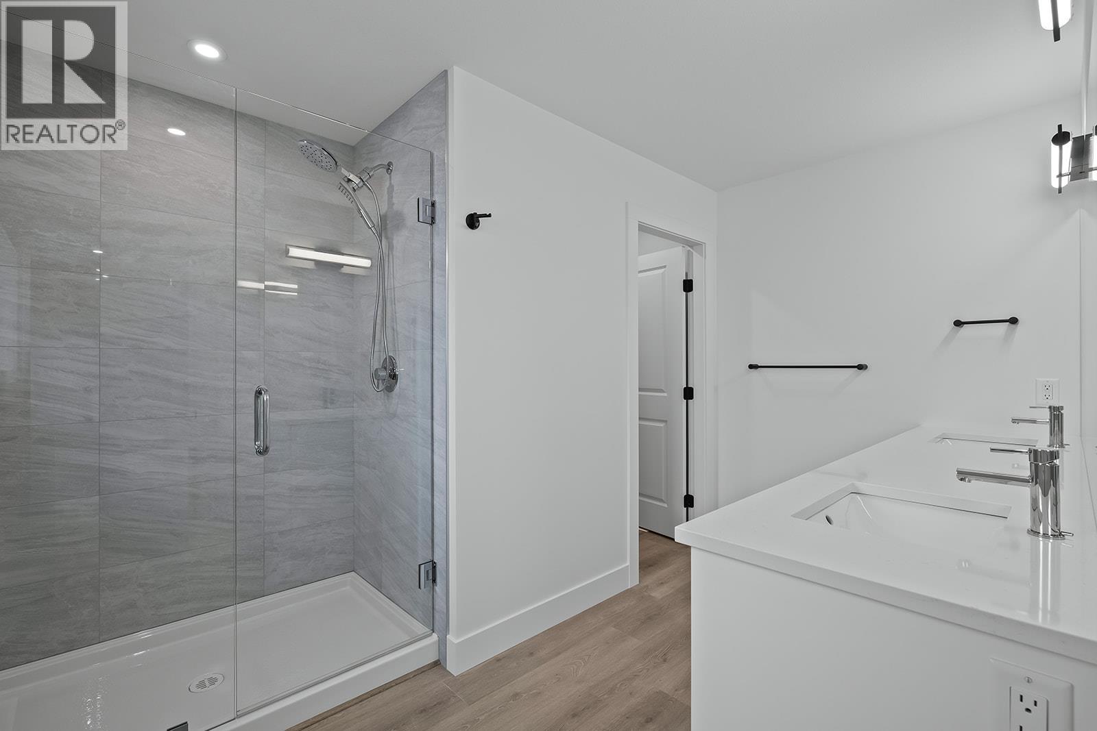 365 Arrowleaf Rise, Coldstream, British Columbia  V1B 0B5 - Photo 28 - 10381128