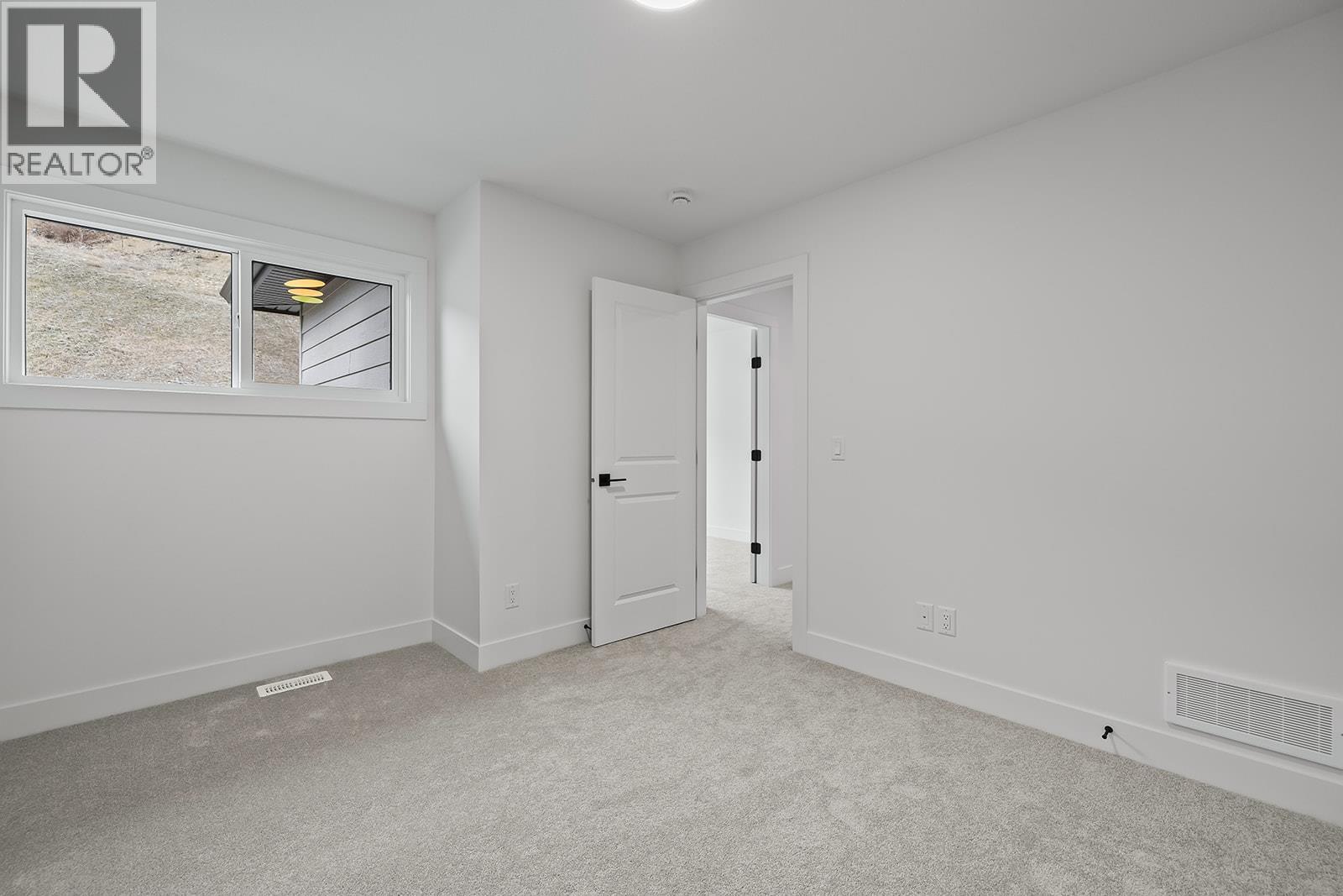 365 Arrowleaf Rise, Coldstream, British Columbia  V1B 0B5 - Photo 38 - 10381128