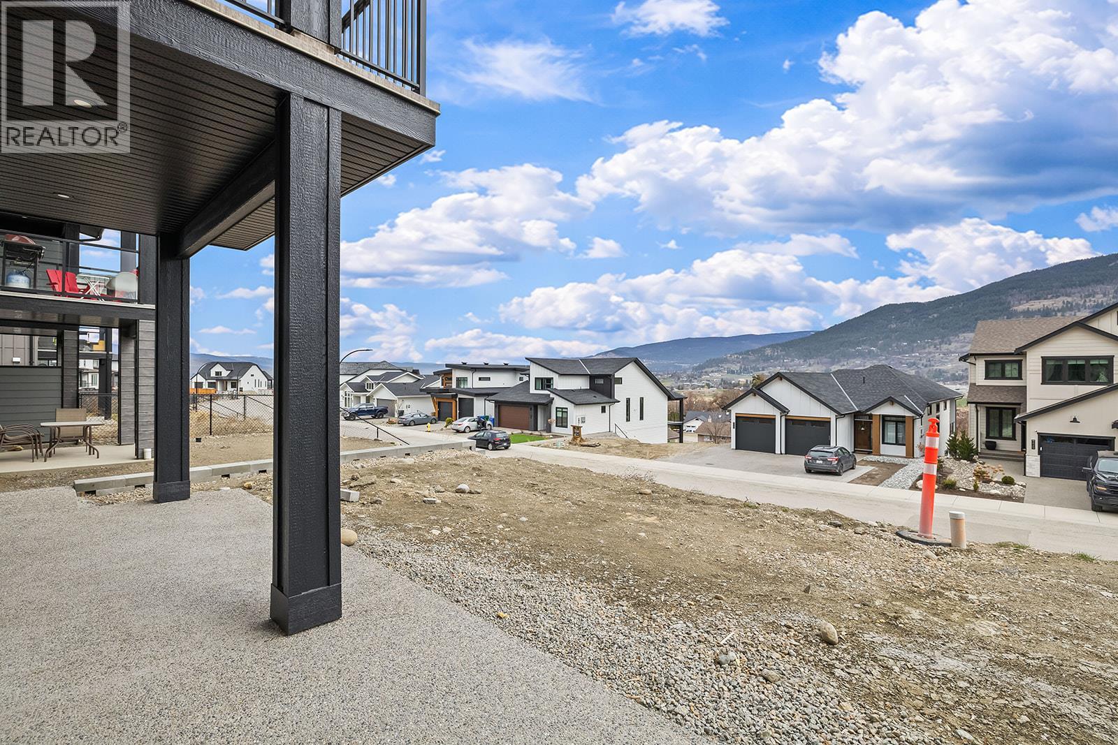 365 Arrowleaf Rise, Coldstream, British Columbia  V1B 0B5 - Photo 49 - 10381128