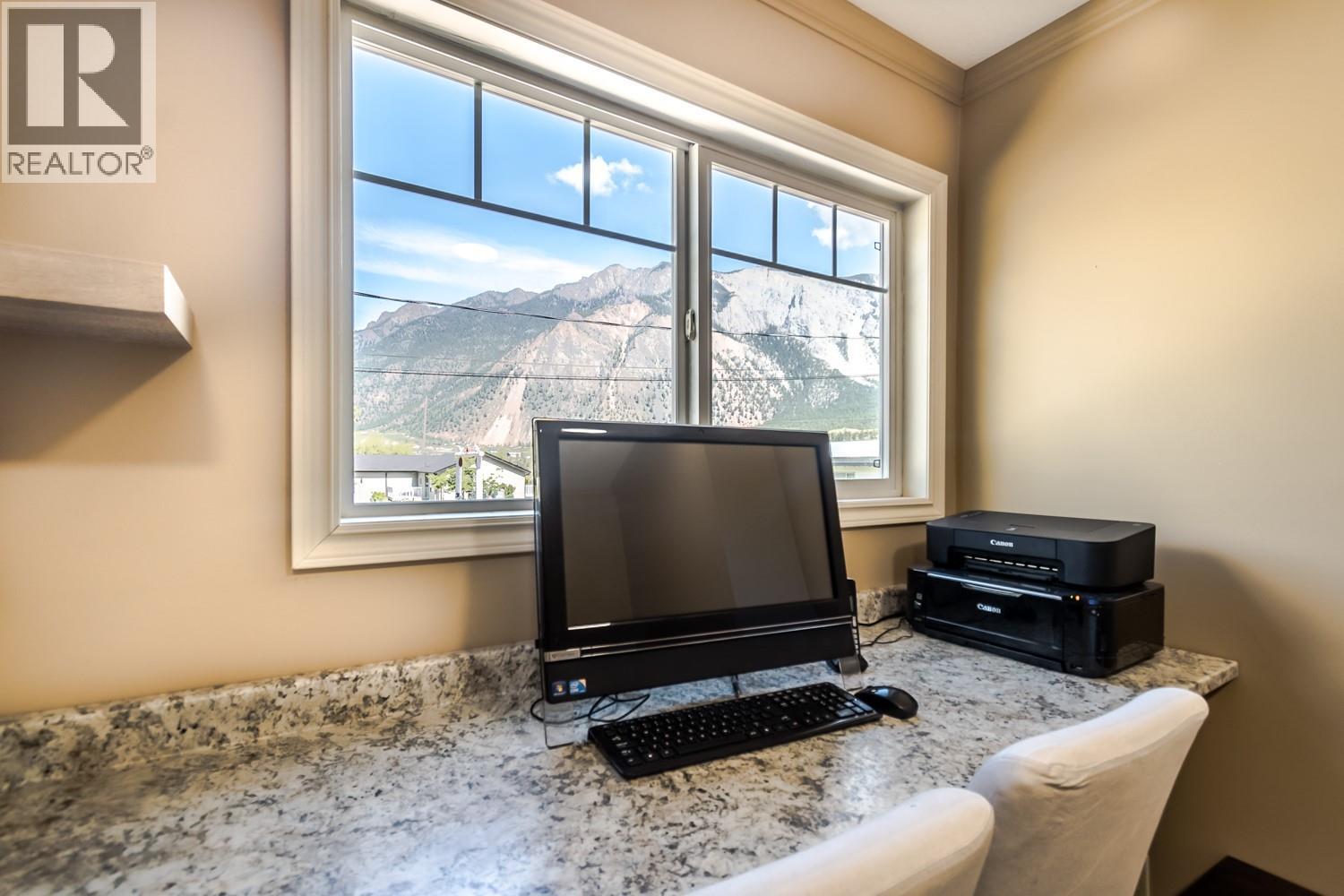 692 Summers Street, Lillooet, British Columbia  V0K 1V0 - Photo 17 - 10381333