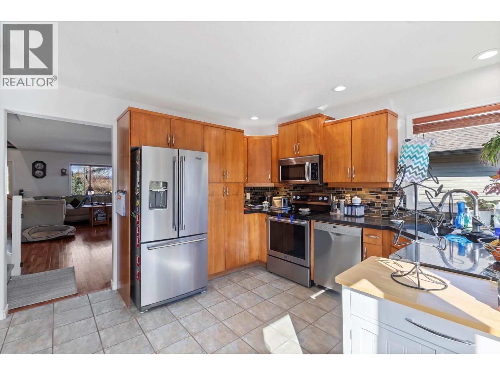 4945 South Ridge Drive, Kelowna, British Columbia  V1W 4Y2 - Photo 13 - 10381479